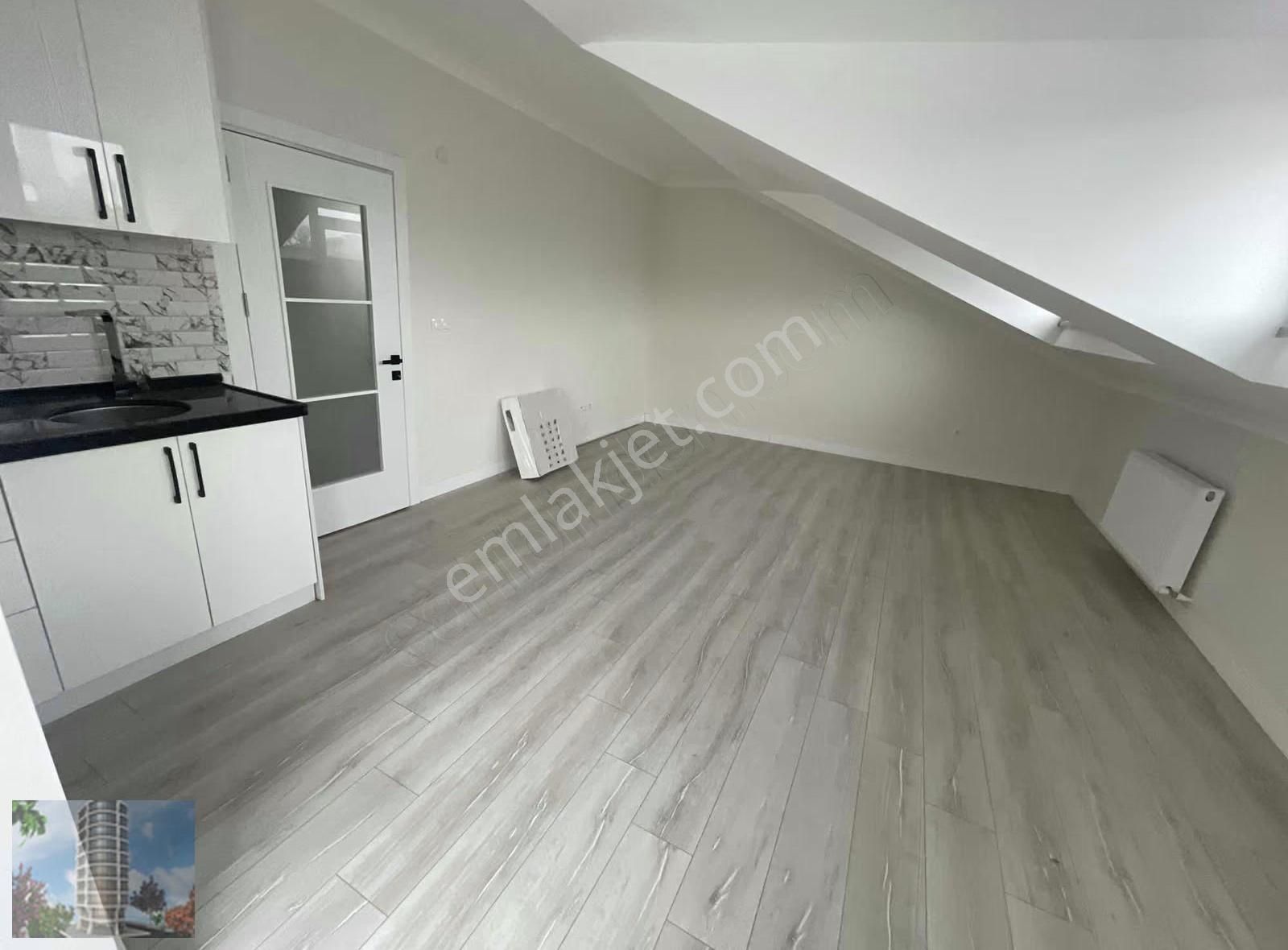 Cumhuriyet Mahallesi Yanyol'da Kiralık Geniş Teras Daire - Görsel 15