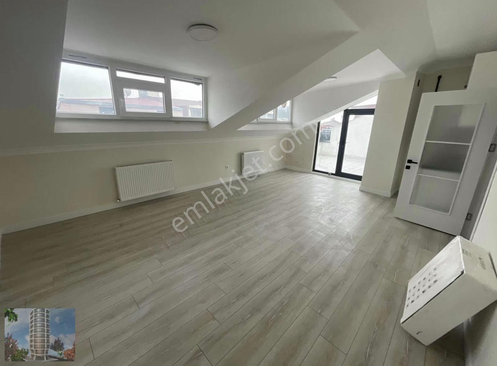 Cumhuriyet Mahallesi Yanyol'da Kiralık Geniş Teras Daire - Görsel 9