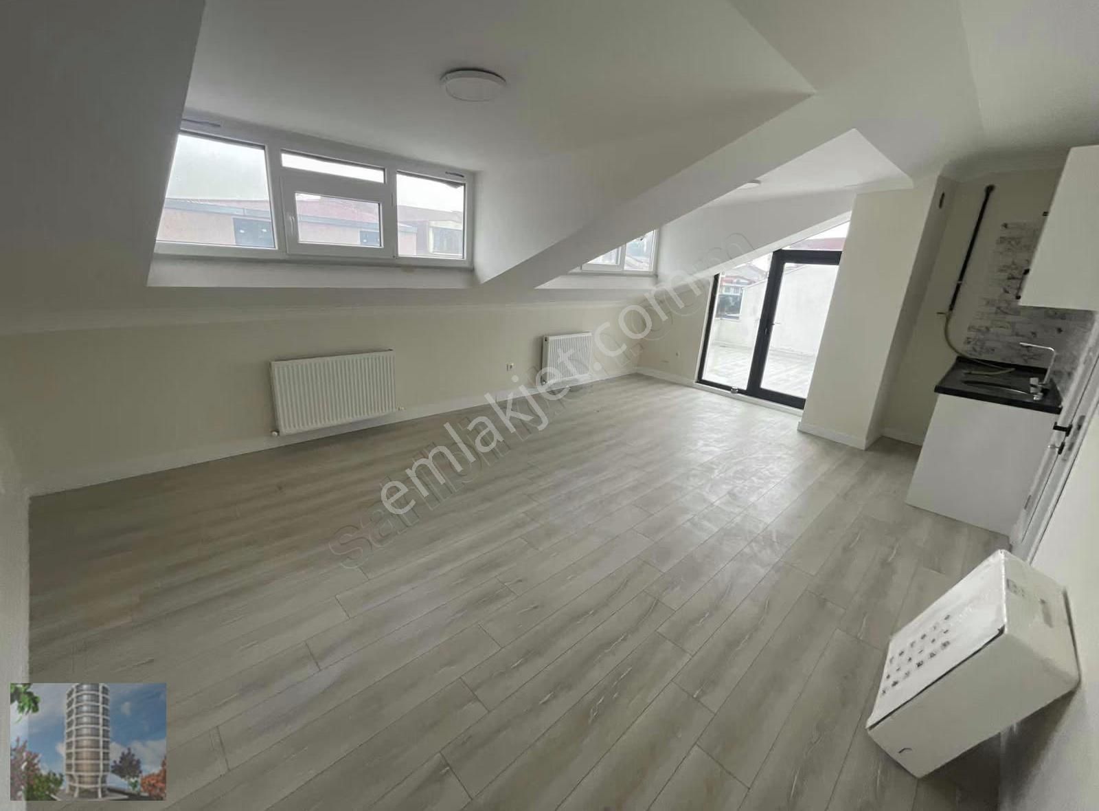 Cumhuriyet Mahallesi Yanyol'da Kiralık Geniş Teras Daire - Görsel 17