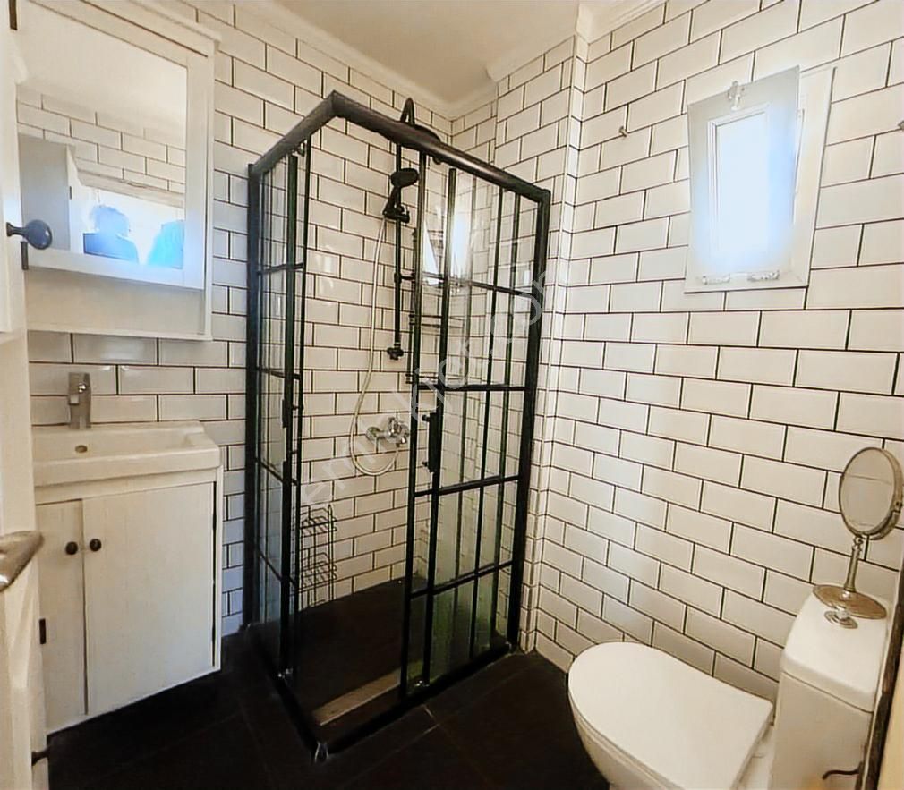 Bodrum Umurça Mevkiinde Kale Ve Deniz Manzaralı Müstakil Villa - Görsel 11