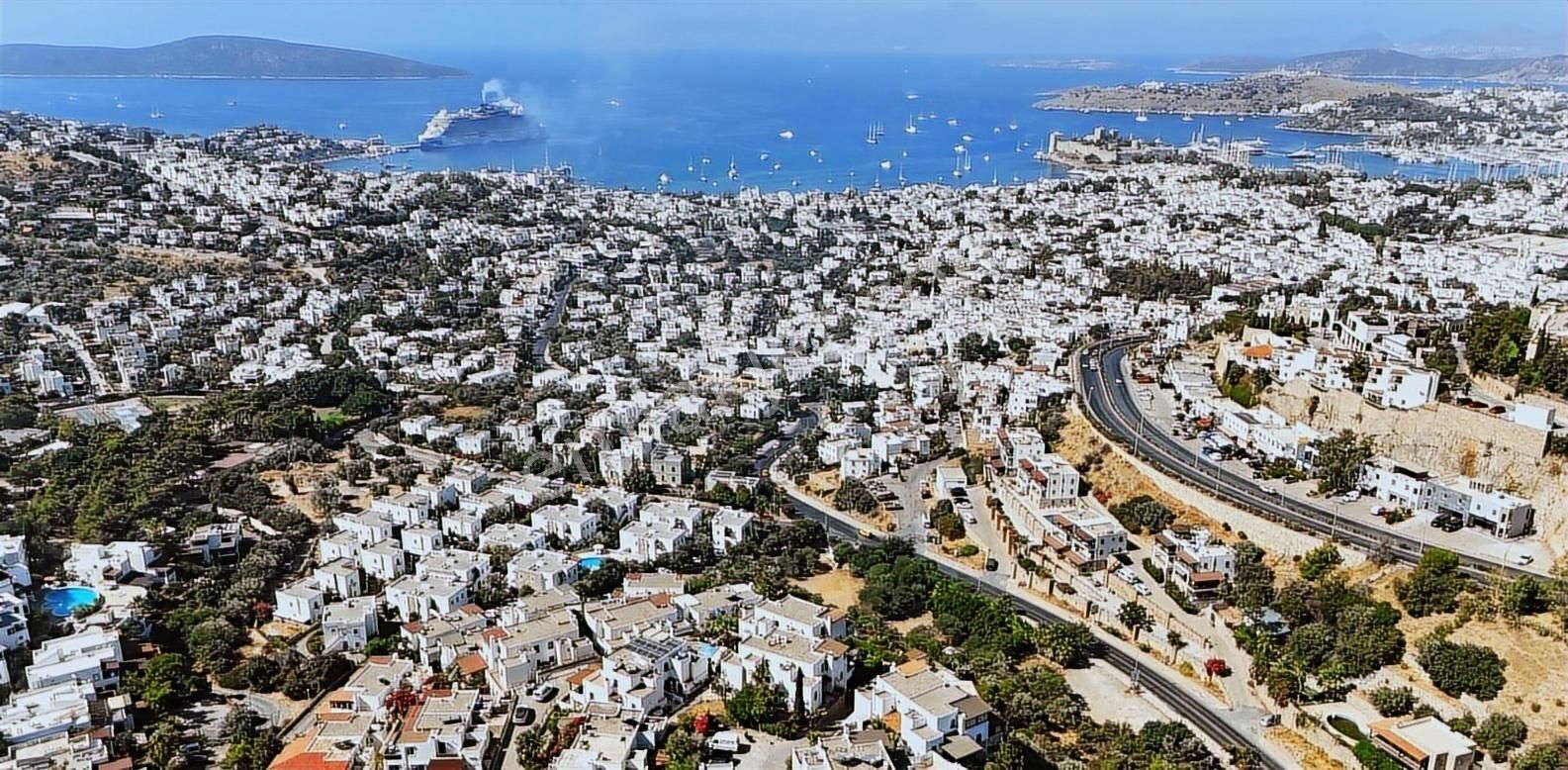 Bodrum Umurça Mevkiinde Kale Ve Deniz Manzaralı Müstakil Villa - Görsel 31