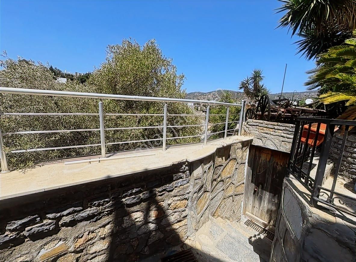 Bodrum Umurça Mevkiinde Kale Ve Deniz Manzaralı Müstakil Villa - Görsel 21