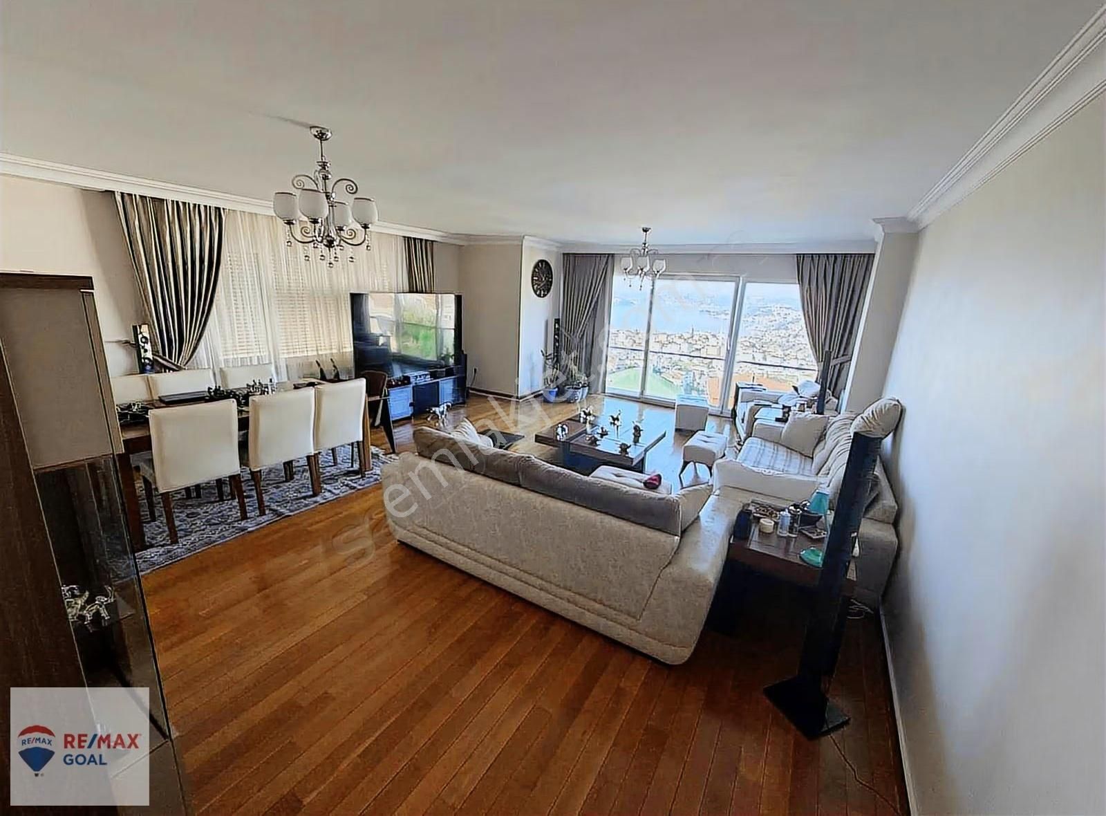 Beykoz'da Boğaz Ve Şehir Manzaralı Ferah 3,5+1 Net 140 M2 Daire - Görsel 6