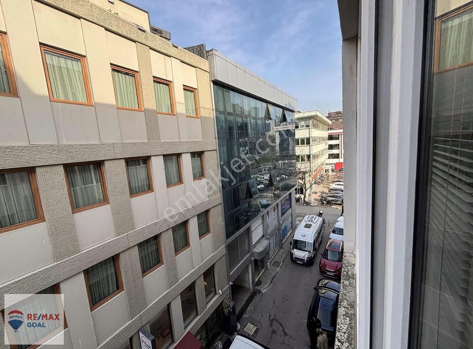Eğitim Mahallesi İş Merkezleri İçinde Kiralık 1+0 Ofis - Görsel 16