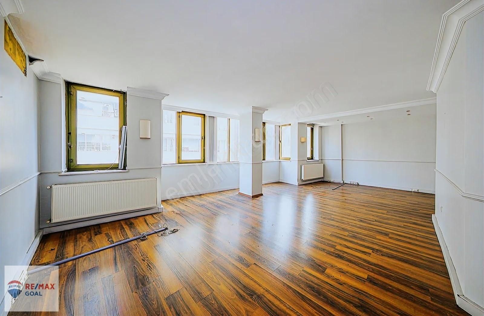 Remax Şirvan'dan Şişli'de Ana Cadde Üzerinde Satılık 3+1 Daire - Görsel 25