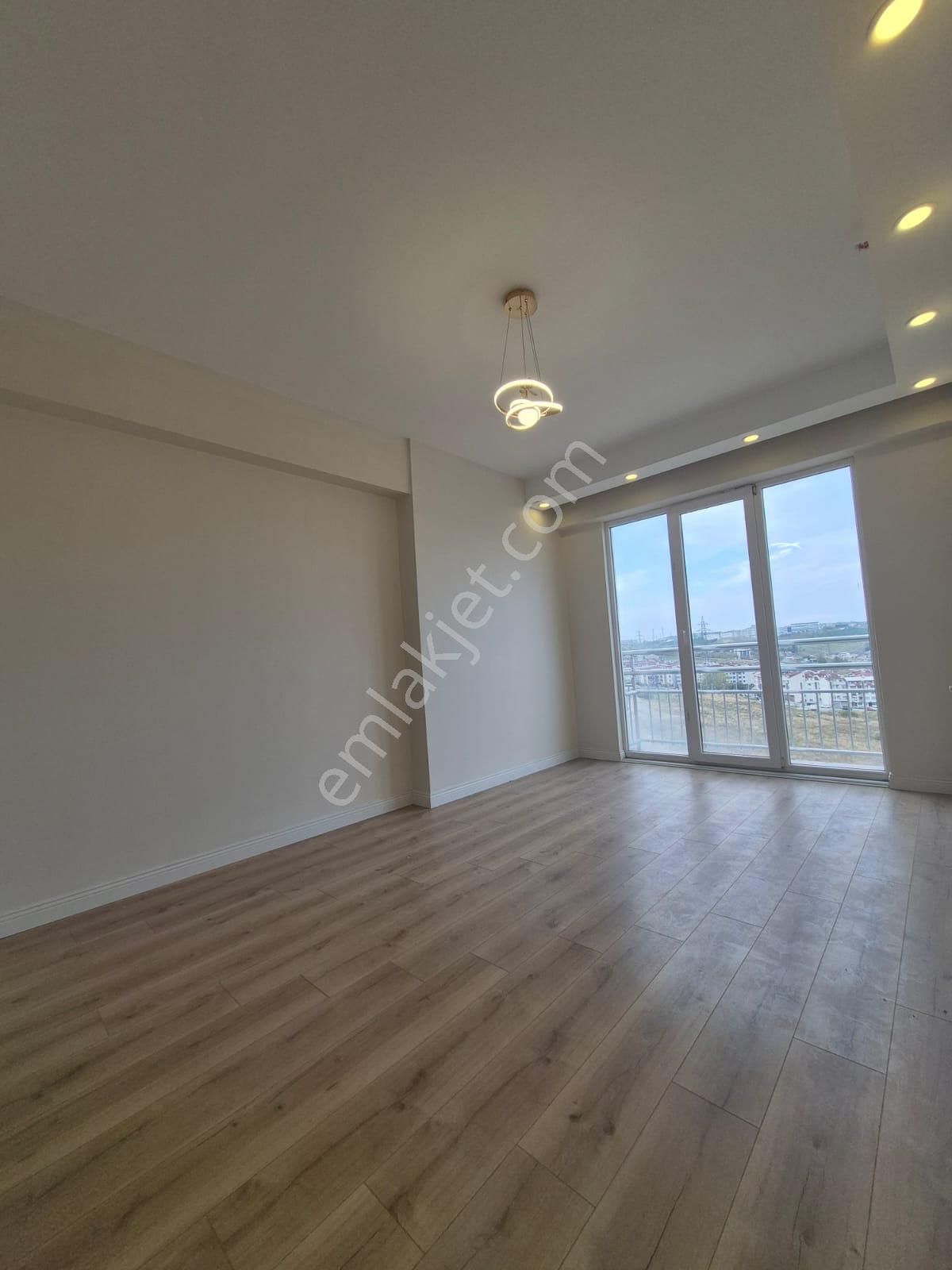 Metrobüsün Dibinde Acil Satılık Site İçerisinde 2+1 - Görsel 10