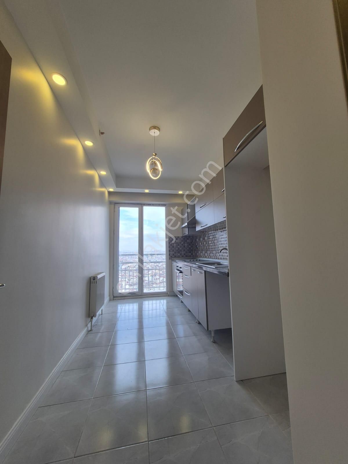 Metrobüsün Dibinde Acil Satılık Site İçerisinde 2+1 - Görsel 9