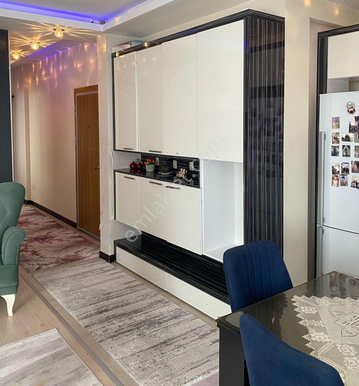 Atatürk Mah. 10 Yaşınsa 100m2 2+1