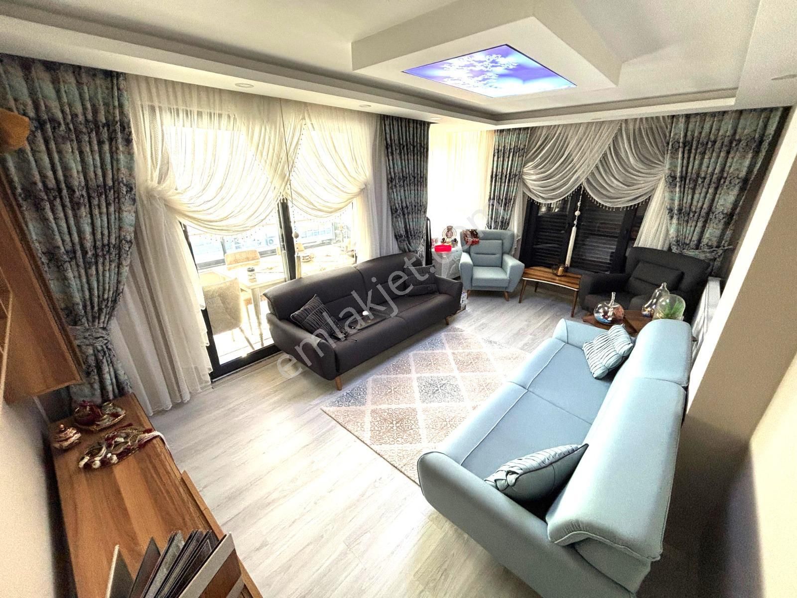 Akçay'da Doktorlar Sitesi Mevkinde 3+1 Ayrı Mutfak Asansörlü Satılık Daire - Görsel 19