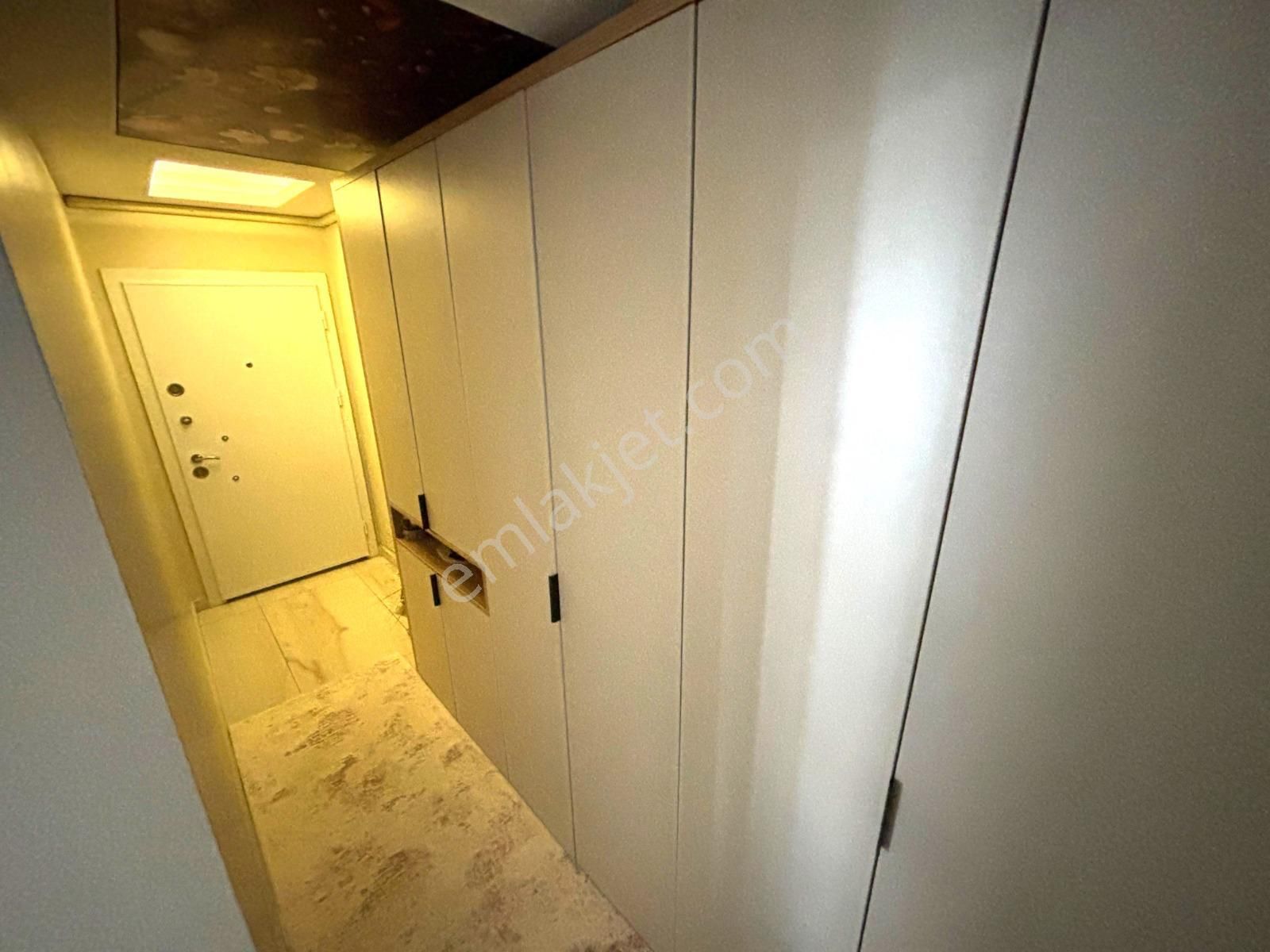 Akçay'da Doktorlar Sitesi Mevkinde 3+1 Ayrı Mutfak Asansörlü Satılık Daire - Görsel 5