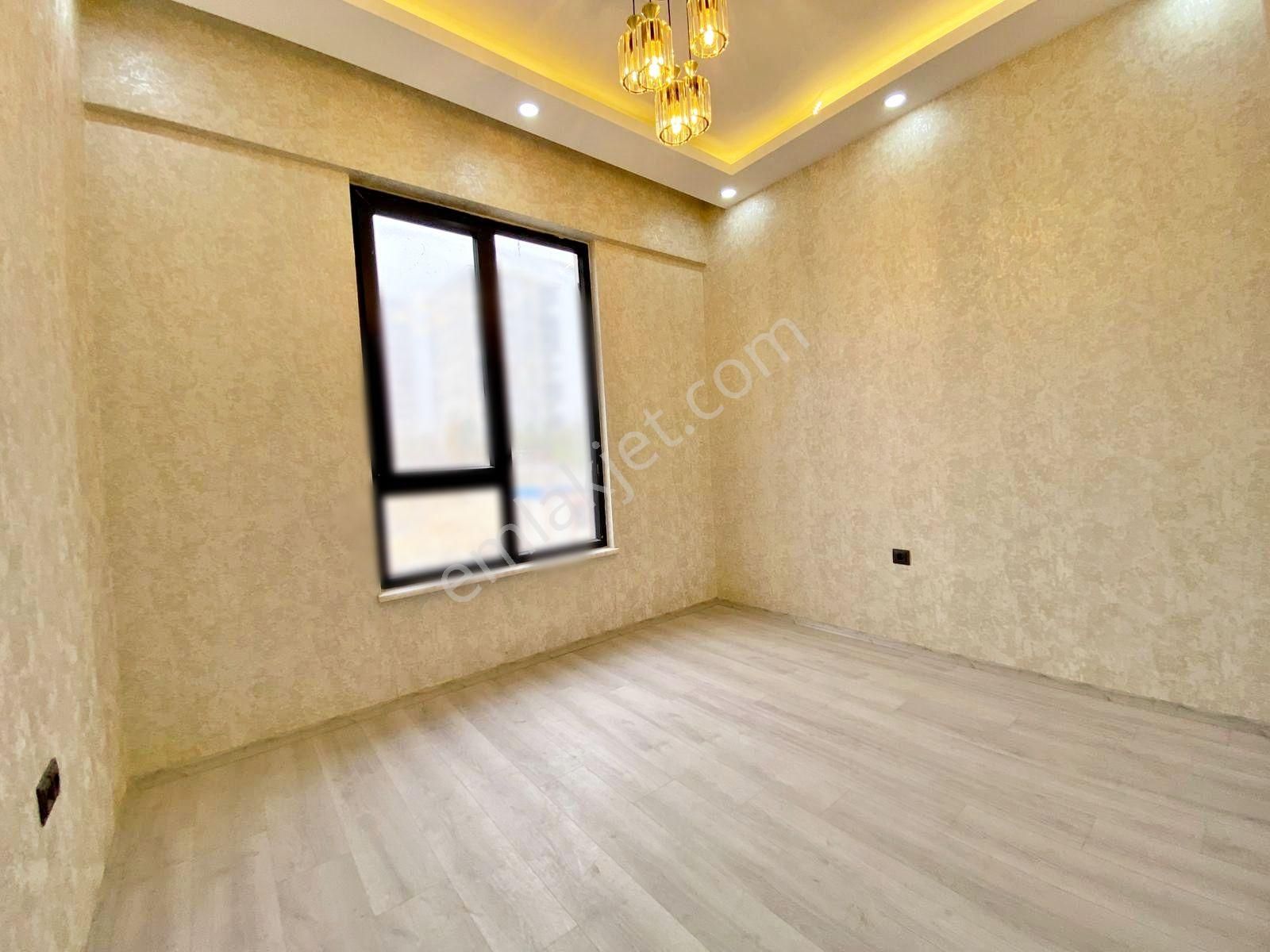 Göktürk'te Giyinme Odalı Ebeveyn Banyolu Masrafsız Lüx 2.5+1 - Görsel 9