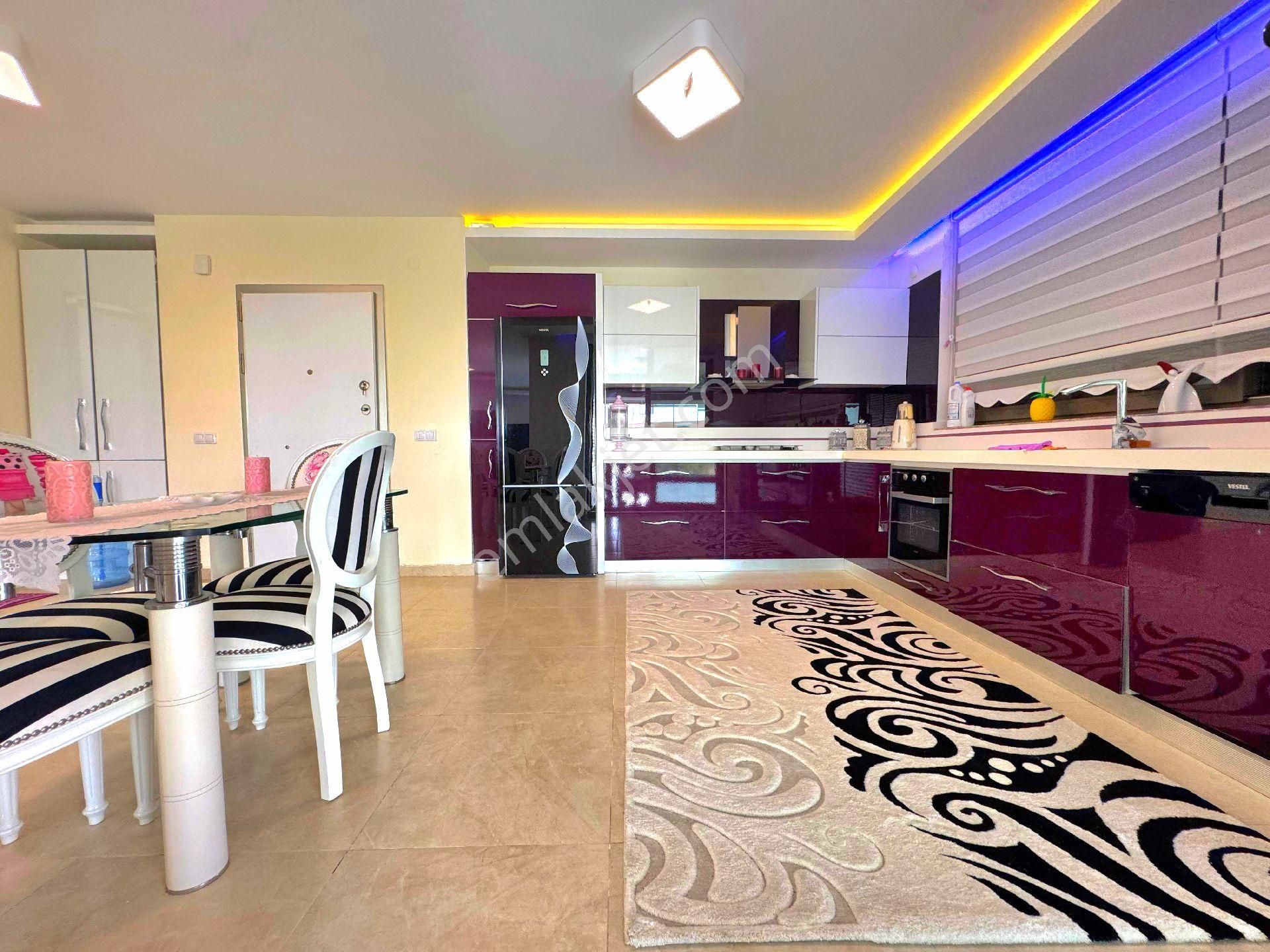 Ata Emlak'tan Plaja Ve Avm'lere Yakın Havuzlu Sitede Tek Müstakil Bahçeli Villa - Görsel 14