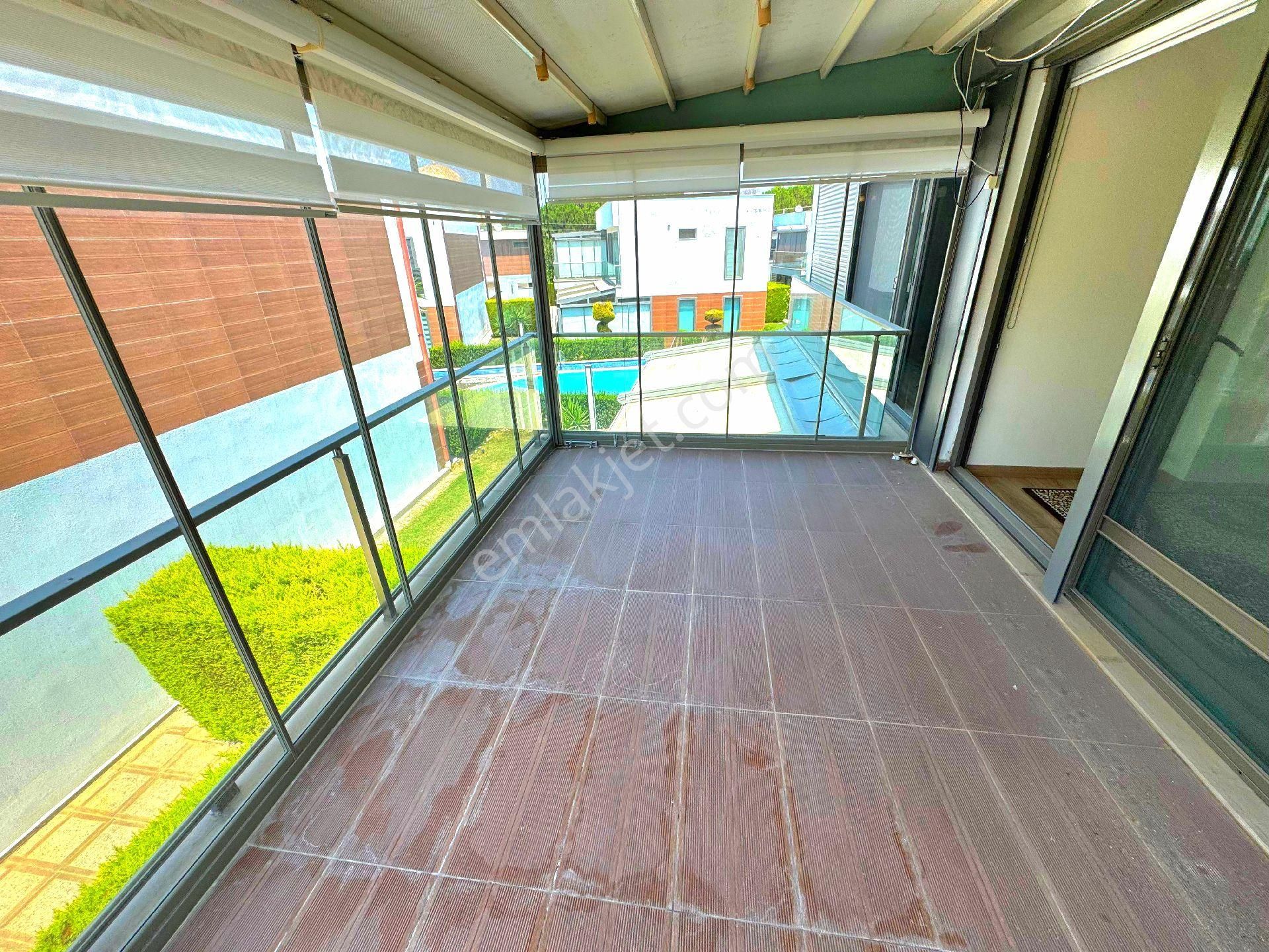 Ata Emlak'tan Plaja Ve Avm'lere Yakın Havuzlu Sitede Tek Müstakil Bahçeli Villa - Görsel 23