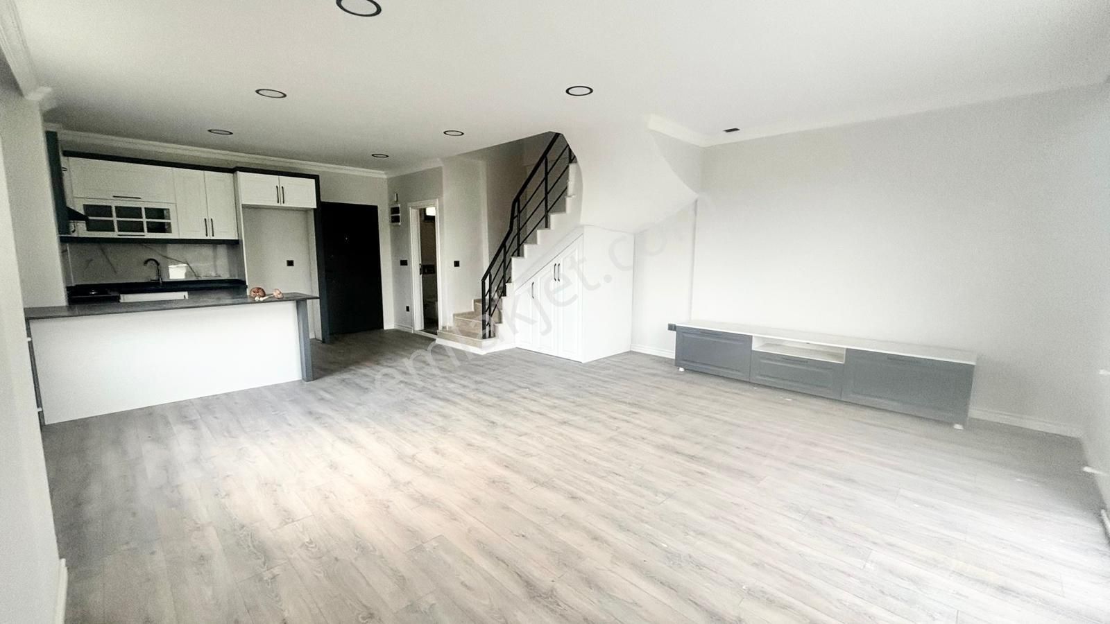 ⫷onur Yıldırım'dan Güre'de Lüx Tasarımlı Bahçeli Şık 4+1 Villa⫷ - Görsel 15