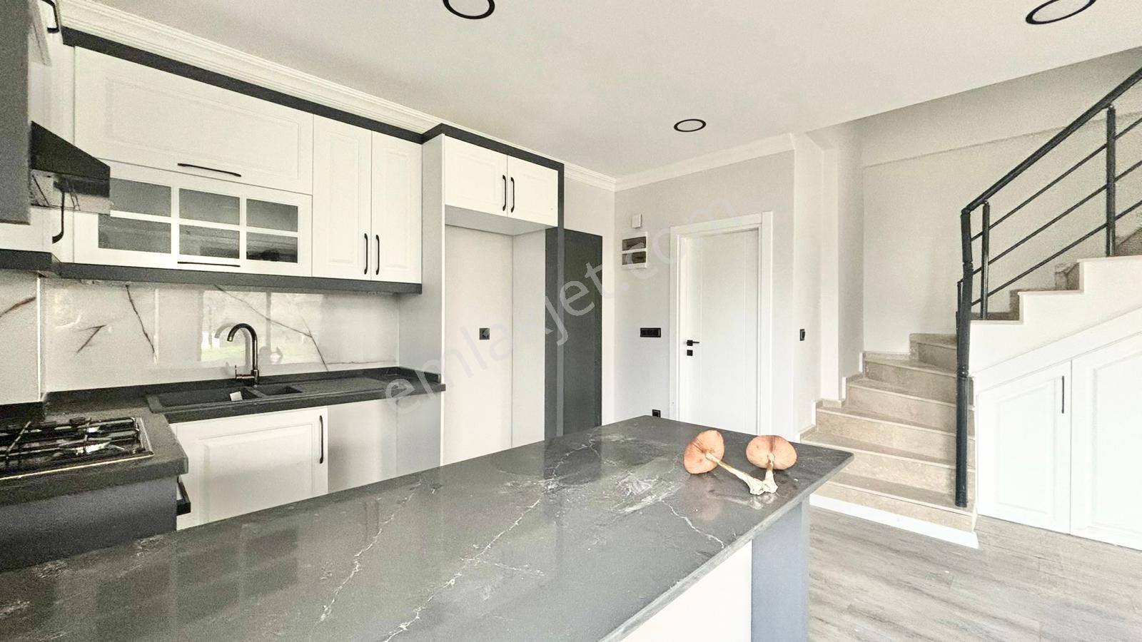 ⫷onur Yıldırım'dan Güre'de Lüx Tasarımlı Bahçeli Şık 4+1 Villa⫷ - Görsel 7