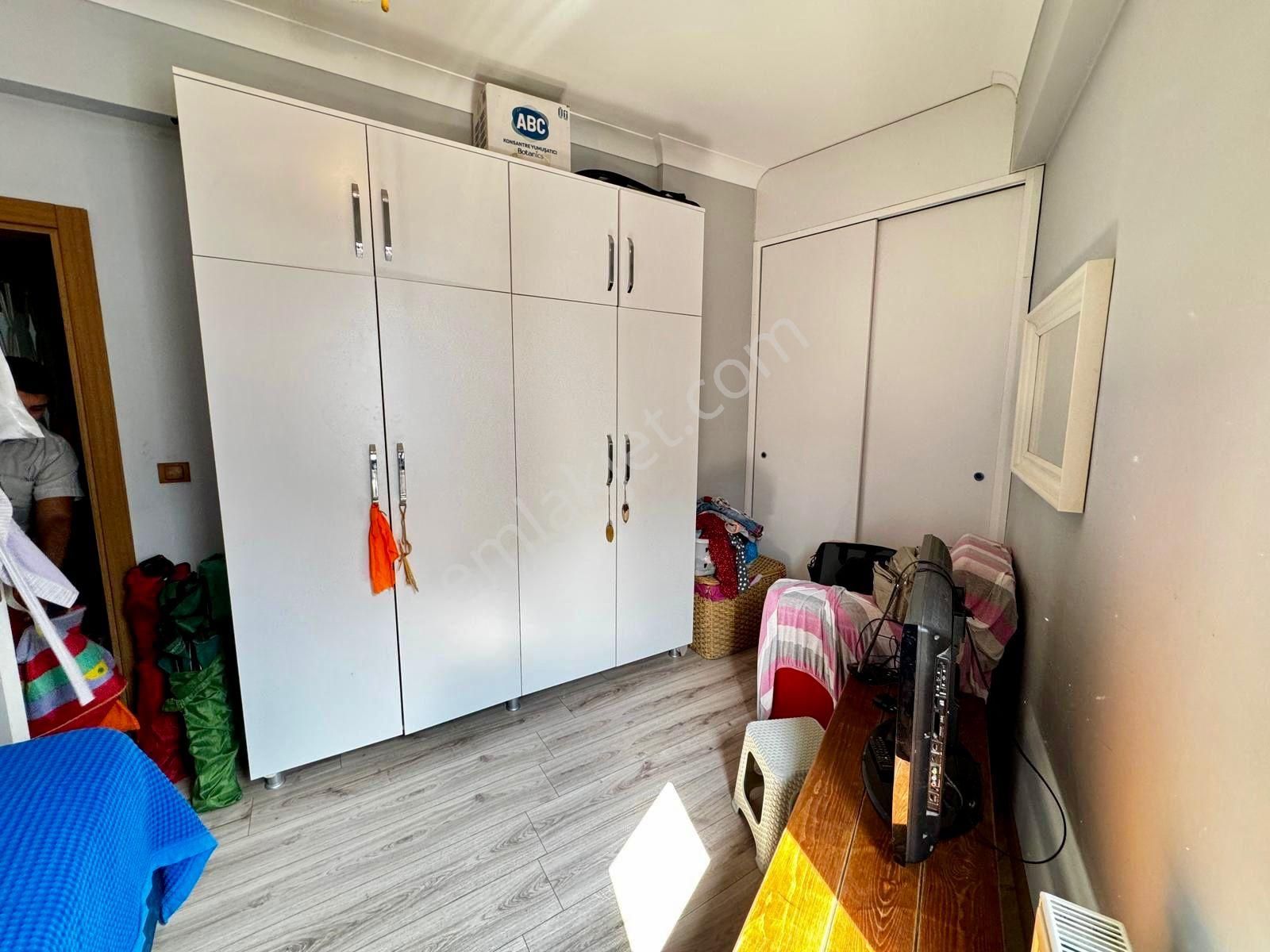 Akçay Sezgin Emlak'tan Merkezde Doğalgazlı 3 Yaşında Satılık 1+1 - Görsel 29