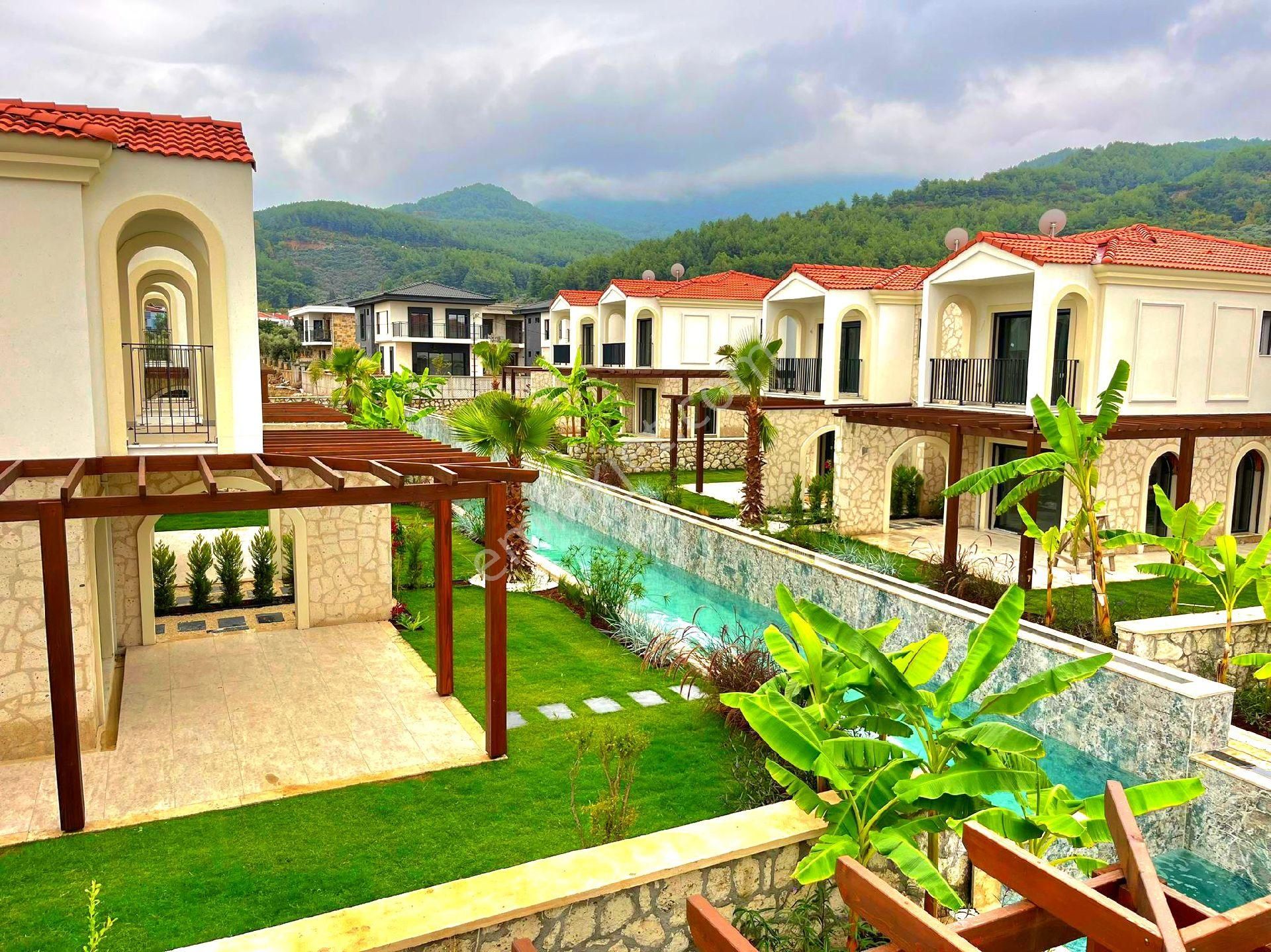 Ata Emlak'tan Havuzlu Otoparklı Bahçeli 3+1 Sıfır Villa - Görsel 34