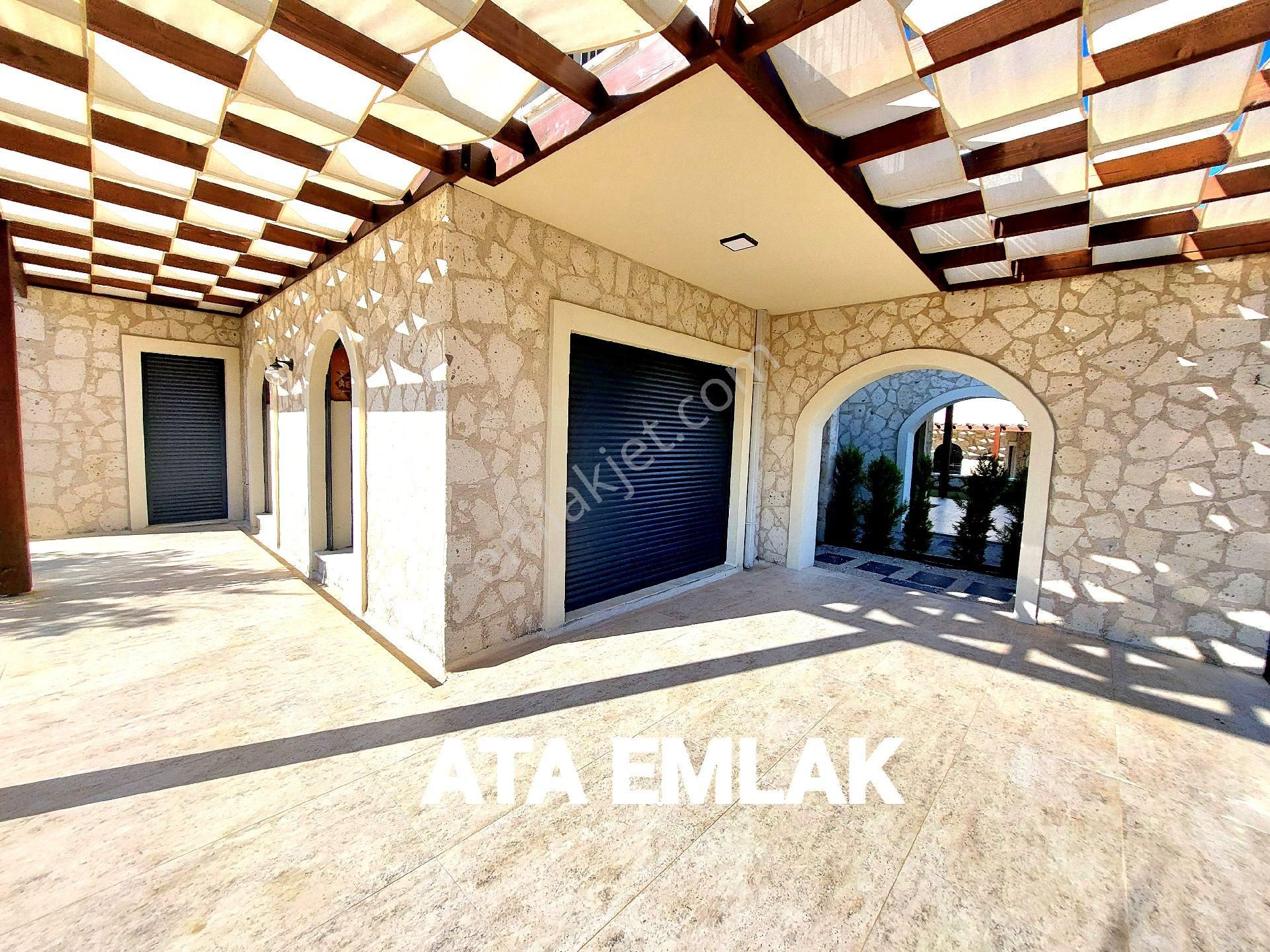 Ata Emlak'tan Havuzlu Otoparklı Bahçeli 3+1 Sıfır Villa - Görsel 10