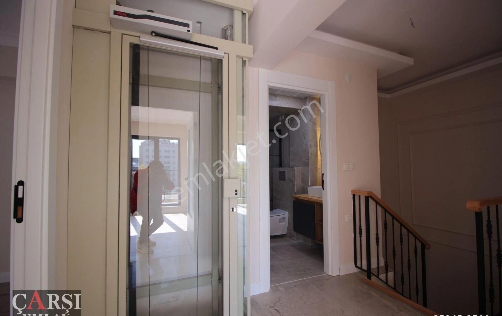 Çarşı"dan Sıfır Bina Ultra Lüx Tasarım Anıtkabir Manzaralı 4+1 Satılık Teras Dublex - Görsel 8