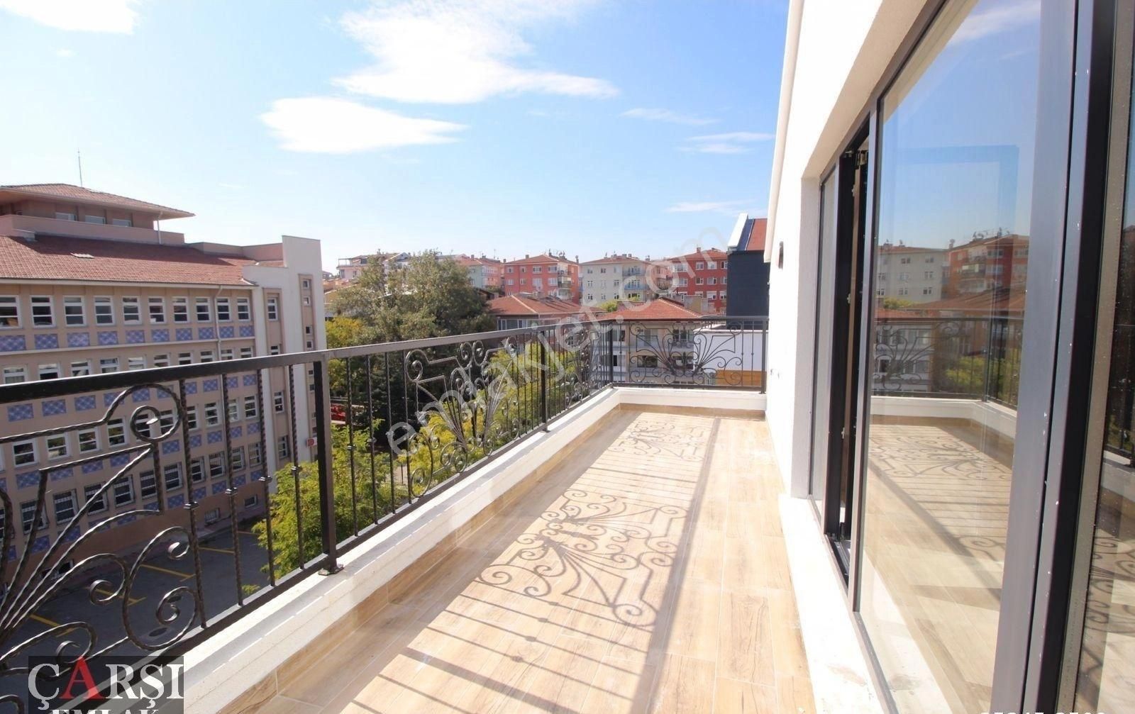 Çarşı"dan Sıfır Bina Ultra Lüx Tasarım Anıtkabir Manzaralı 4+1 Satılık Teras Dublex - Görsel 6