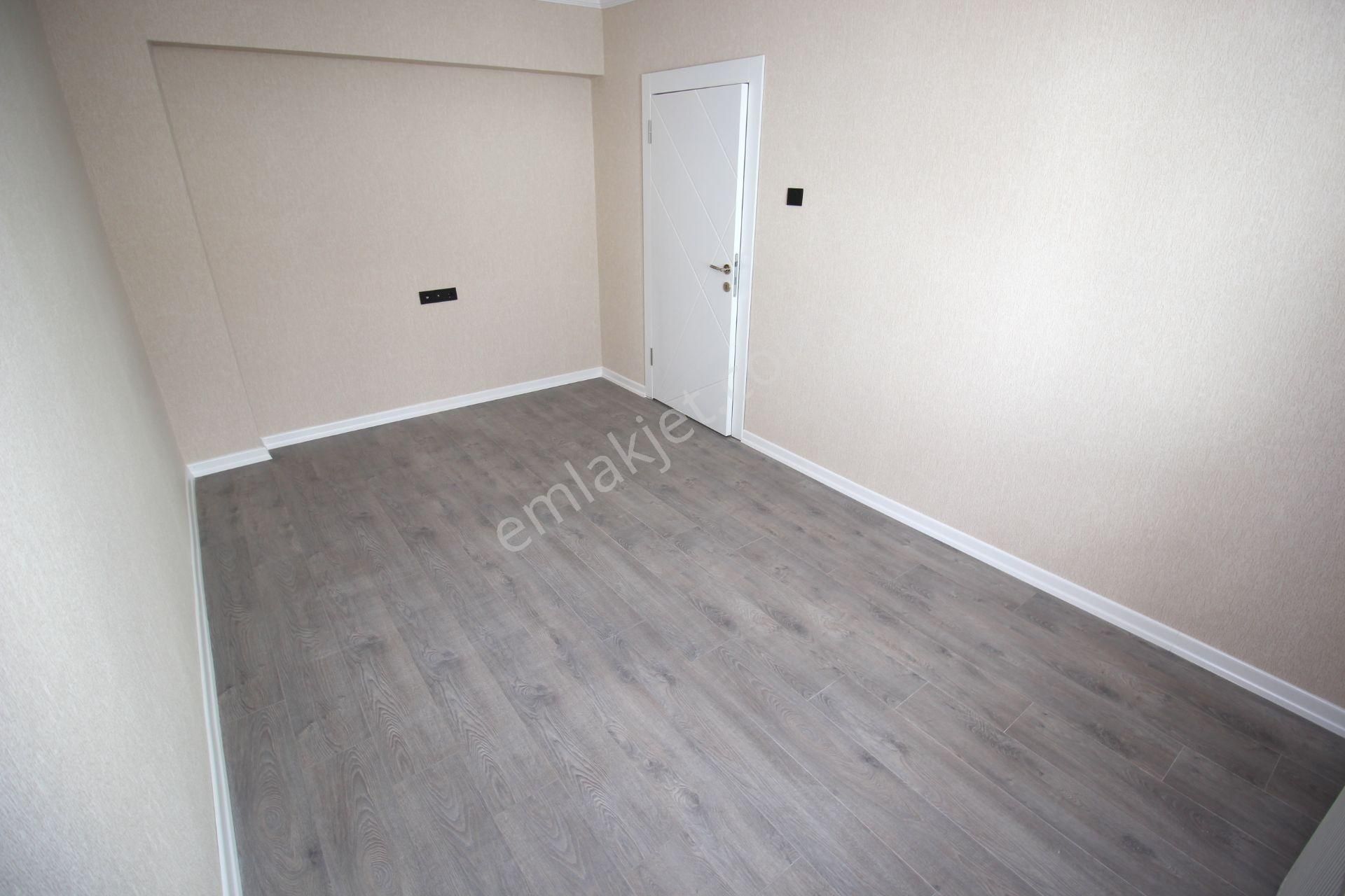 Emre Emlaktan Süvari Mahallesinde Full+full Yapılı Masrafsız **boş** Satılık 3+1 Daire - Görsel 9