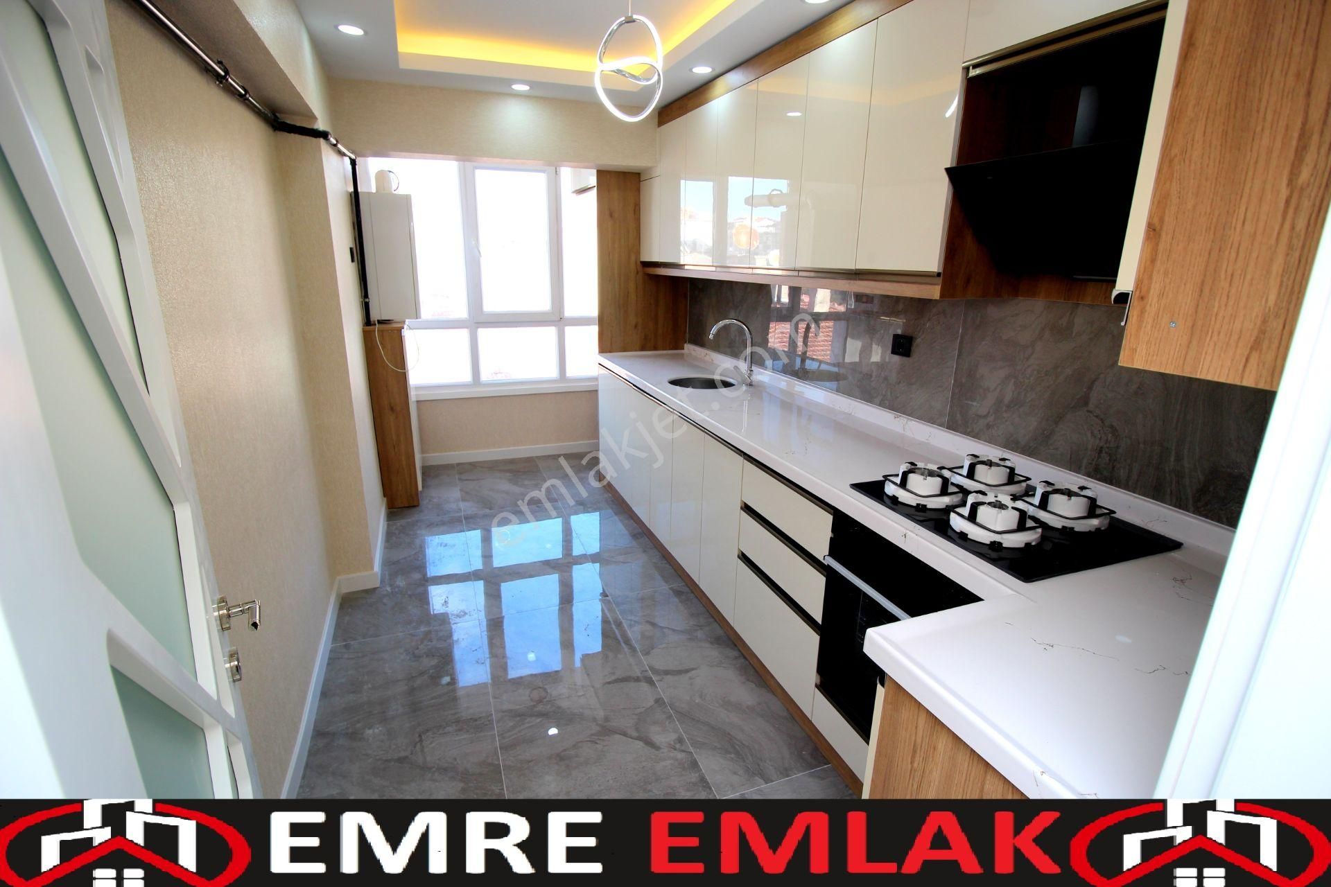 Emre Emlaktan Süvari Mahallesinde Full+full Yapılı Masrafsız **boş** Satılık 3+1 Daire - Görsel 2