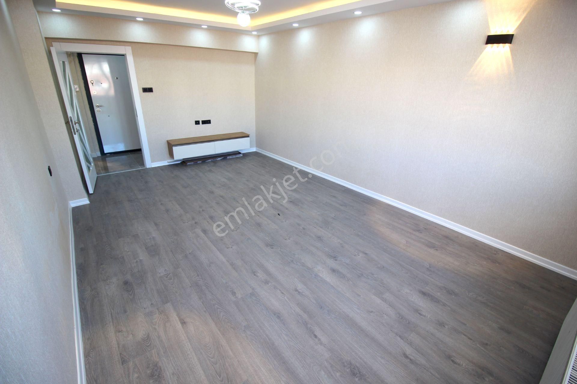 Emre Emlaktan Süvari Mahallesinde Full+full Yapılı Masrafsız **boş** Satılık 3+1 Daire - Görsel 7