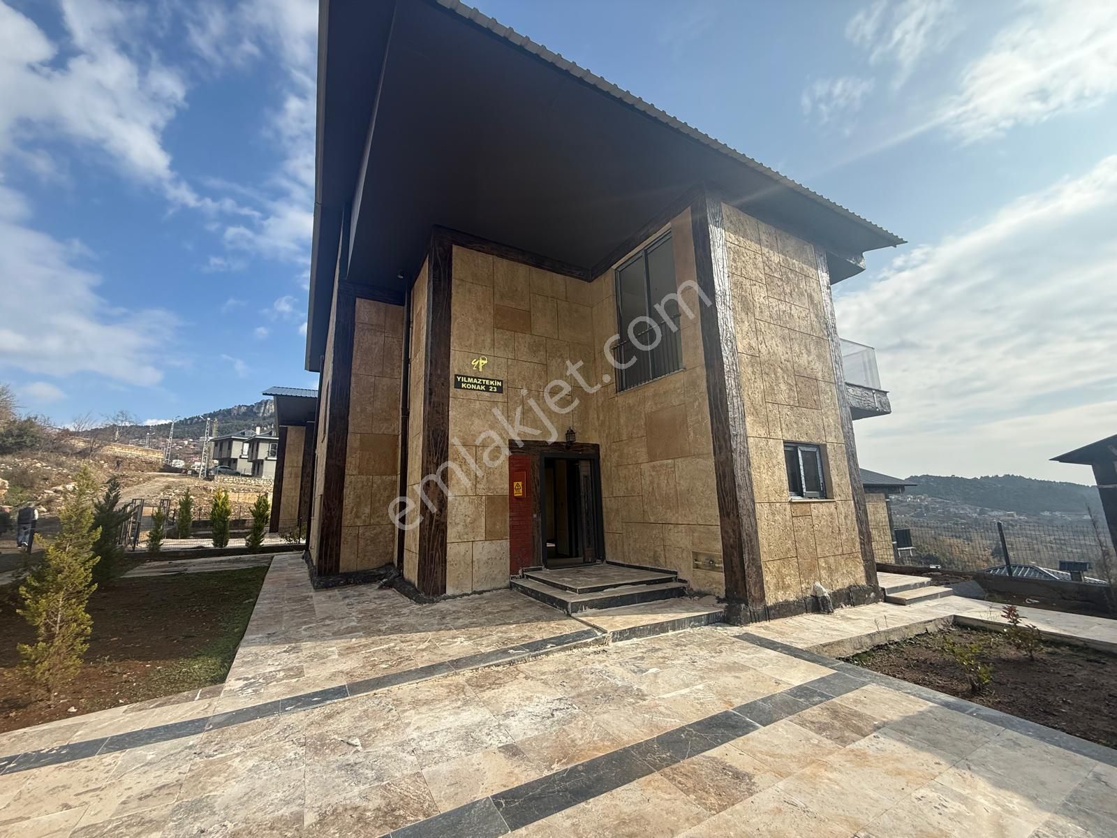 Remax Toros'tan Fındıkpınarı'nda Özel Mimari Taş Yapım 4+1 Villa - Görsel 18