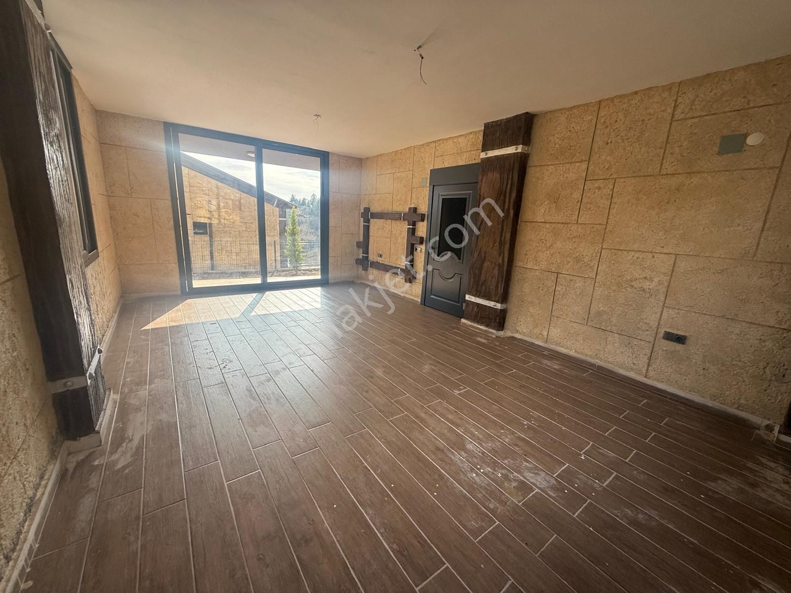 Remax Toros'tan Fındıkpınarı'nda Özel Mimari Taş Yapım 4+1 Villa - Görsel 4