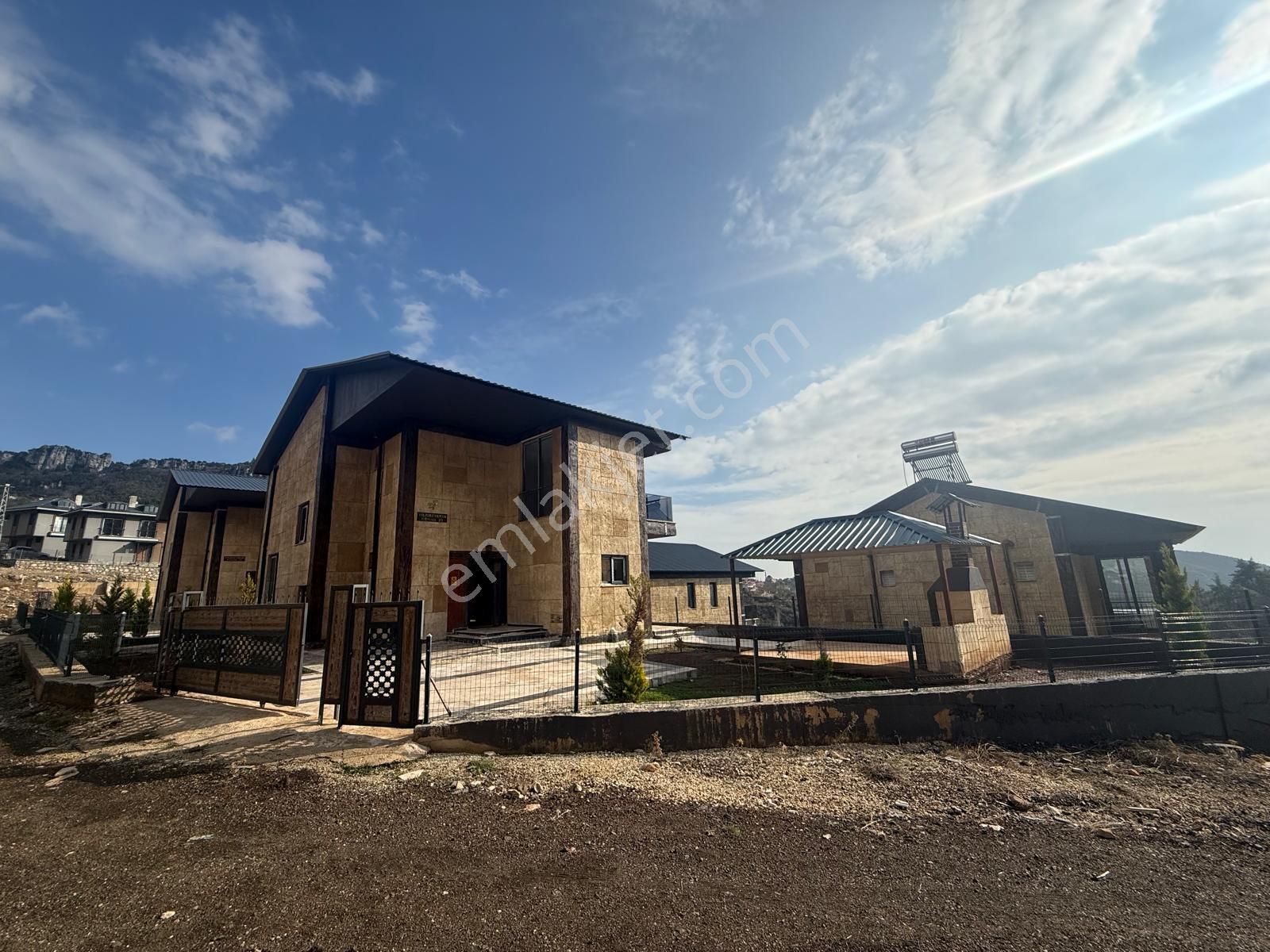 Remax Toros'tan Fındıkpınarı'nda Özel Mimari Taş Yapım 4+1 Villa - Görsel 23