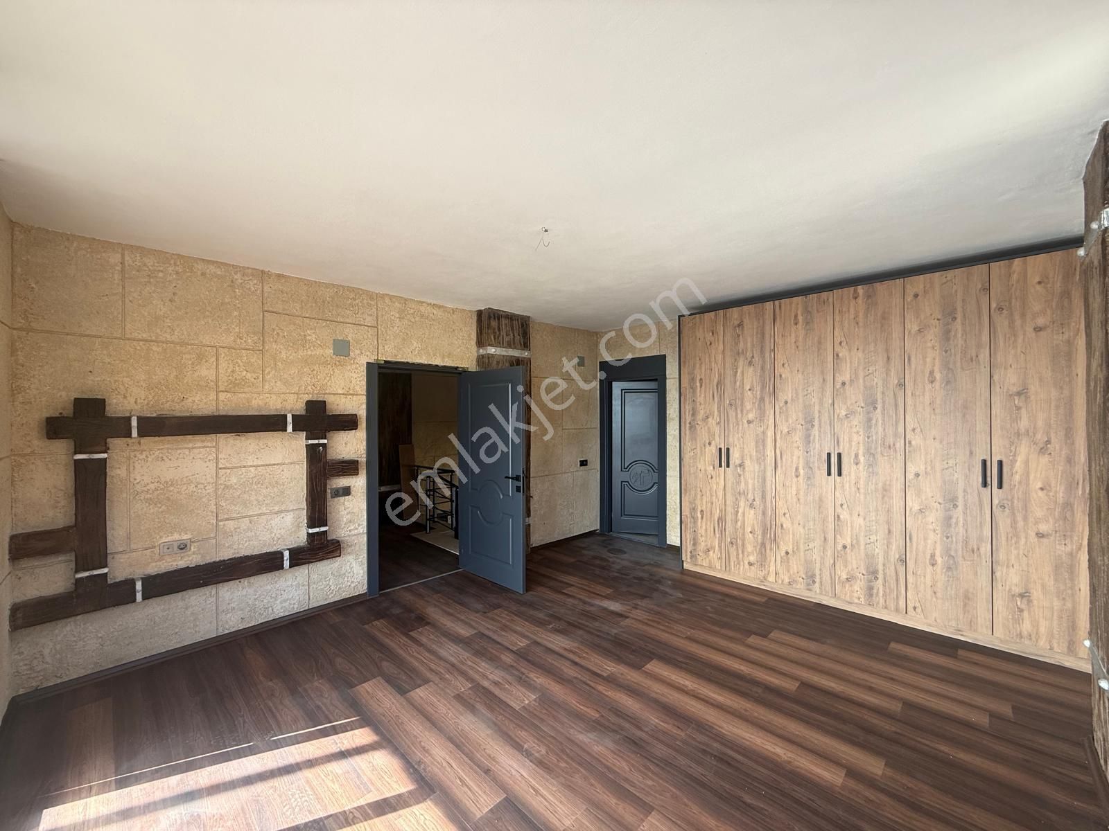 Remax Toros'tan Fındıkpınarı'nda Özel Mimari Taş Yapım 4+1 Villa - Görsel 3