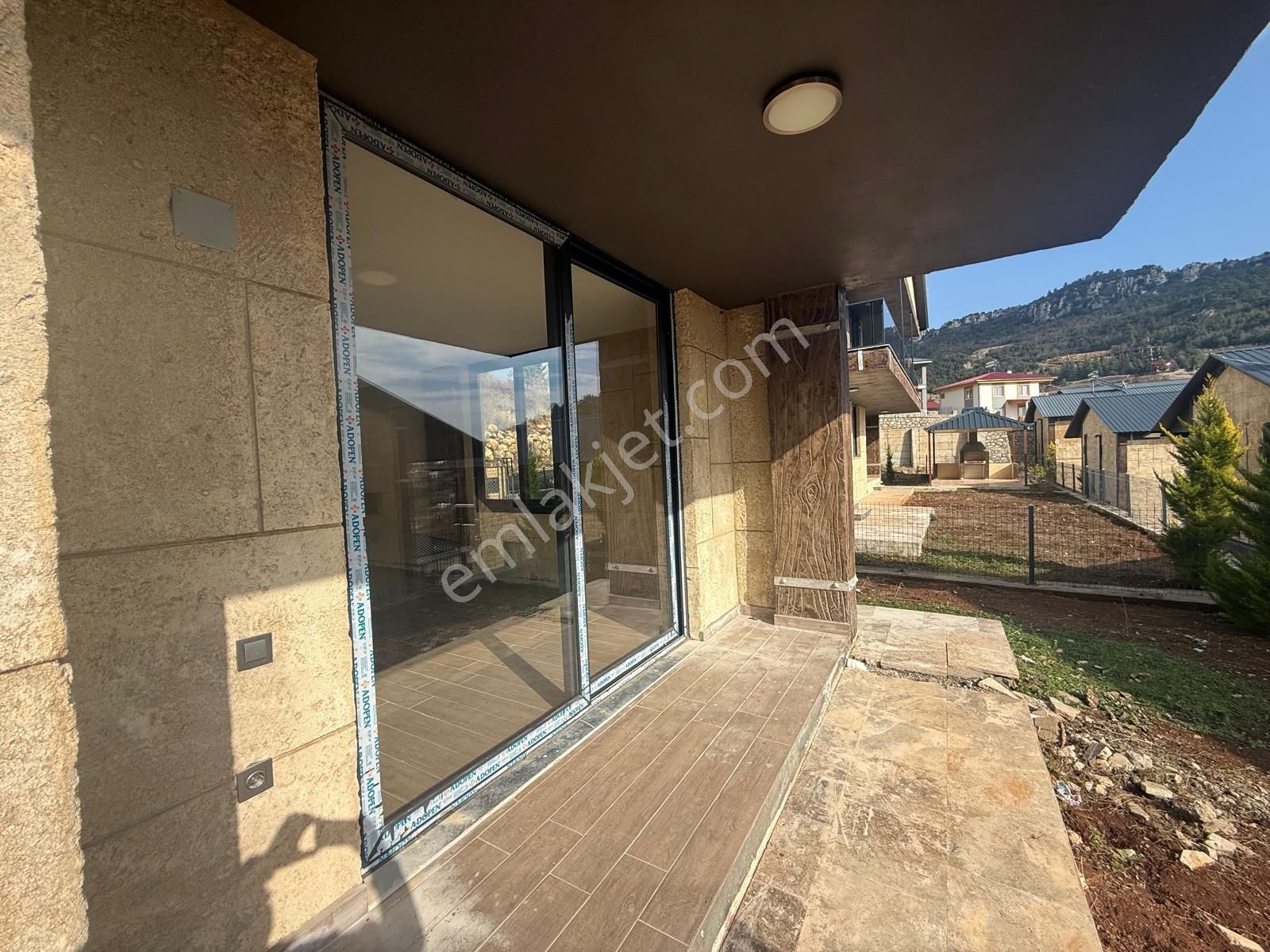 Remax Toros'tan Fındıkpınarı'nda Özel Mimari Taş Yapım 4+1 Villa - Görsel 16