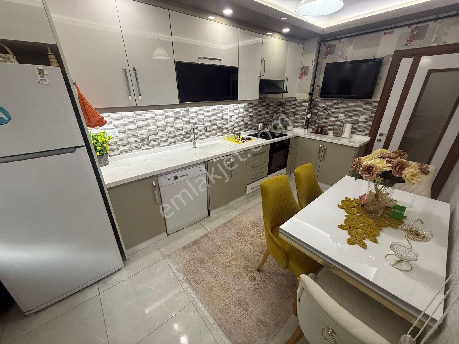 Vadikent Yanı & Yozgat Bulvarı Paraleli Caddede 2-banyolu 3+1 - Görsel 4