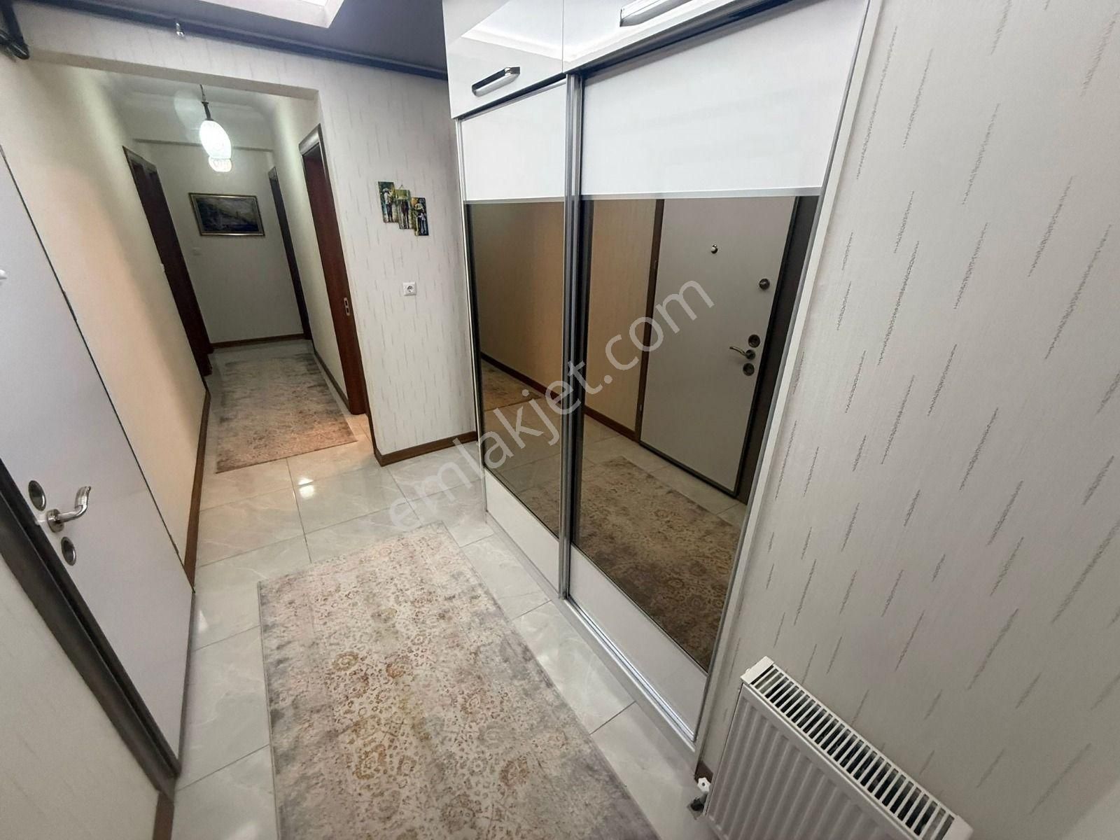 Vadikent Yanı & Yozgat Bulvarı Paraleli Caddede 2-banyolu 3+1 - Görsel 15