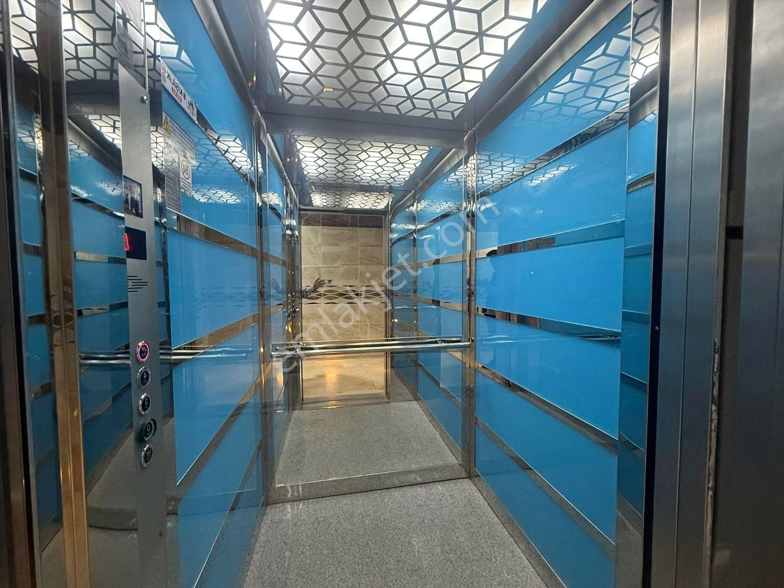 Vadikent Yanı & Yozgat Bulvarı Paraleli Caddede 2-banyolu 3+1 - Görsel 30