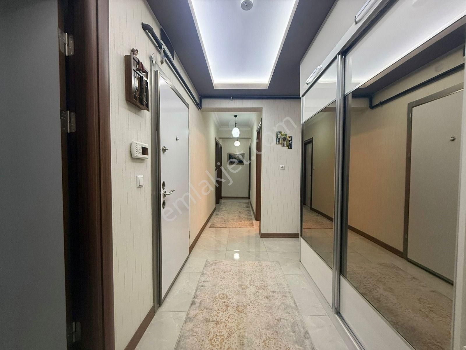 Vadikent Yanı & Yozgat Bulvarı Paraleli Caddede 2-banyolu 3+1 - Görsel 14