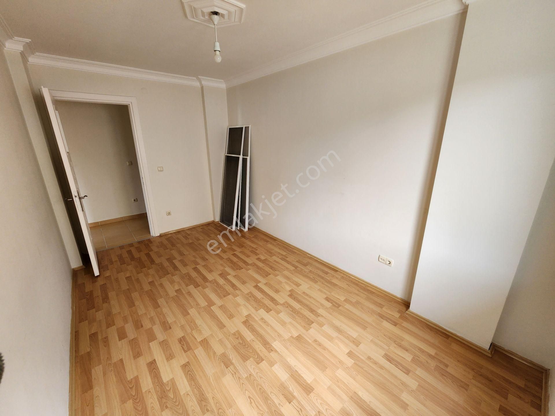Ayvalık Sarımsaklı Da Kapalı Otoparklı Satılık Geniş 2+1 Daire - Görsel 16