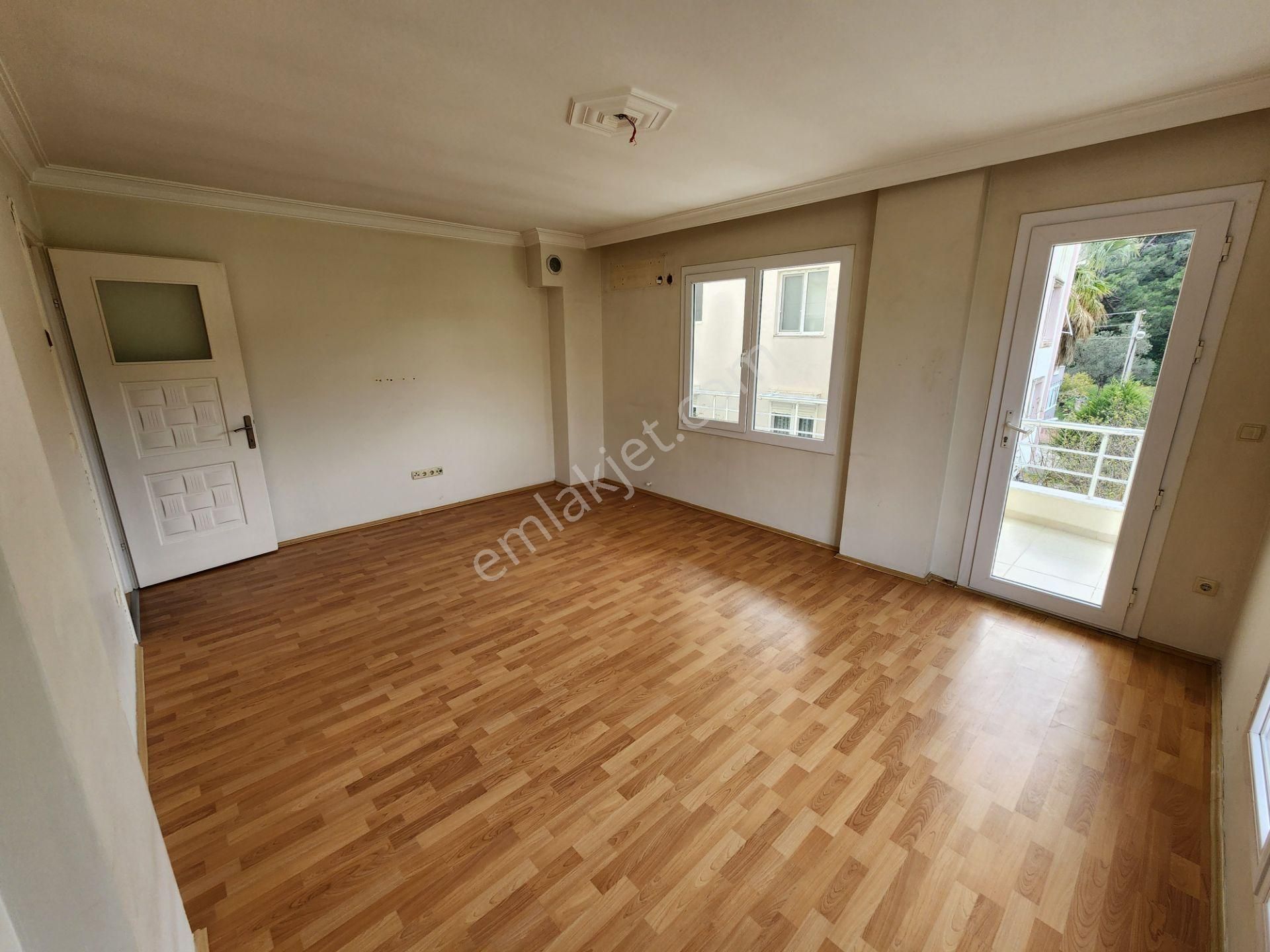 Ayvalık Sarımsaklı Da Kapalı Otoparklı Satılık Geniş 2+1 Daire - Görsel 20