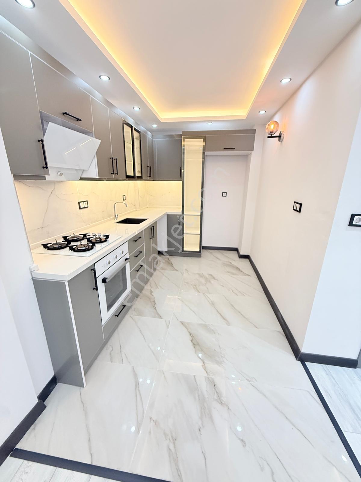 🏡peker Mahallesi 🏡 ✅3+1 135 M2 5 Katlınım 1 Katı Arakat ❇️kombi Petekli Full Tadilatlı - Görsel 8