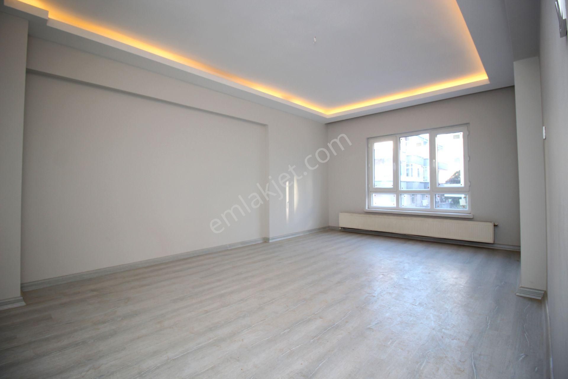 Emre Emlak'tan Piyade'de Arakat Ön Cephe Full Yapılı Satılık 3+1 Daire - Görsel 8