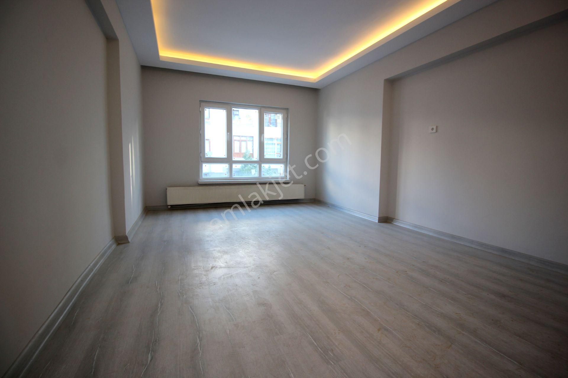 Emre Emlak'tan Piyade'de Arakat Ön Cephe Full Yapılı Satılık 3+1 Daire - Görsel 9