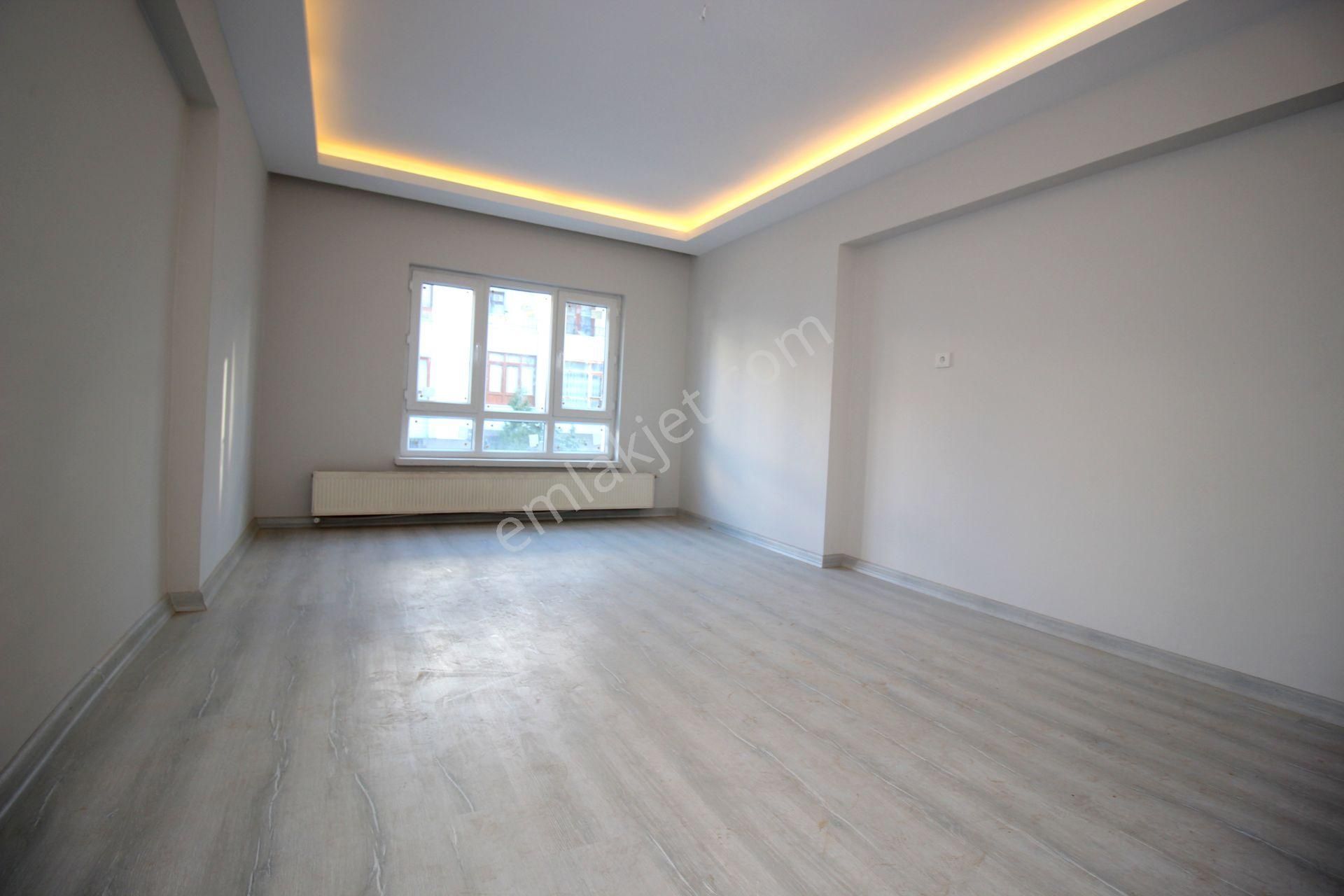 Emre Emlak'tan Piyade'de Arakat Ön Cephe Full Yapılı Satılık 3+1 Daire - Görsel 10