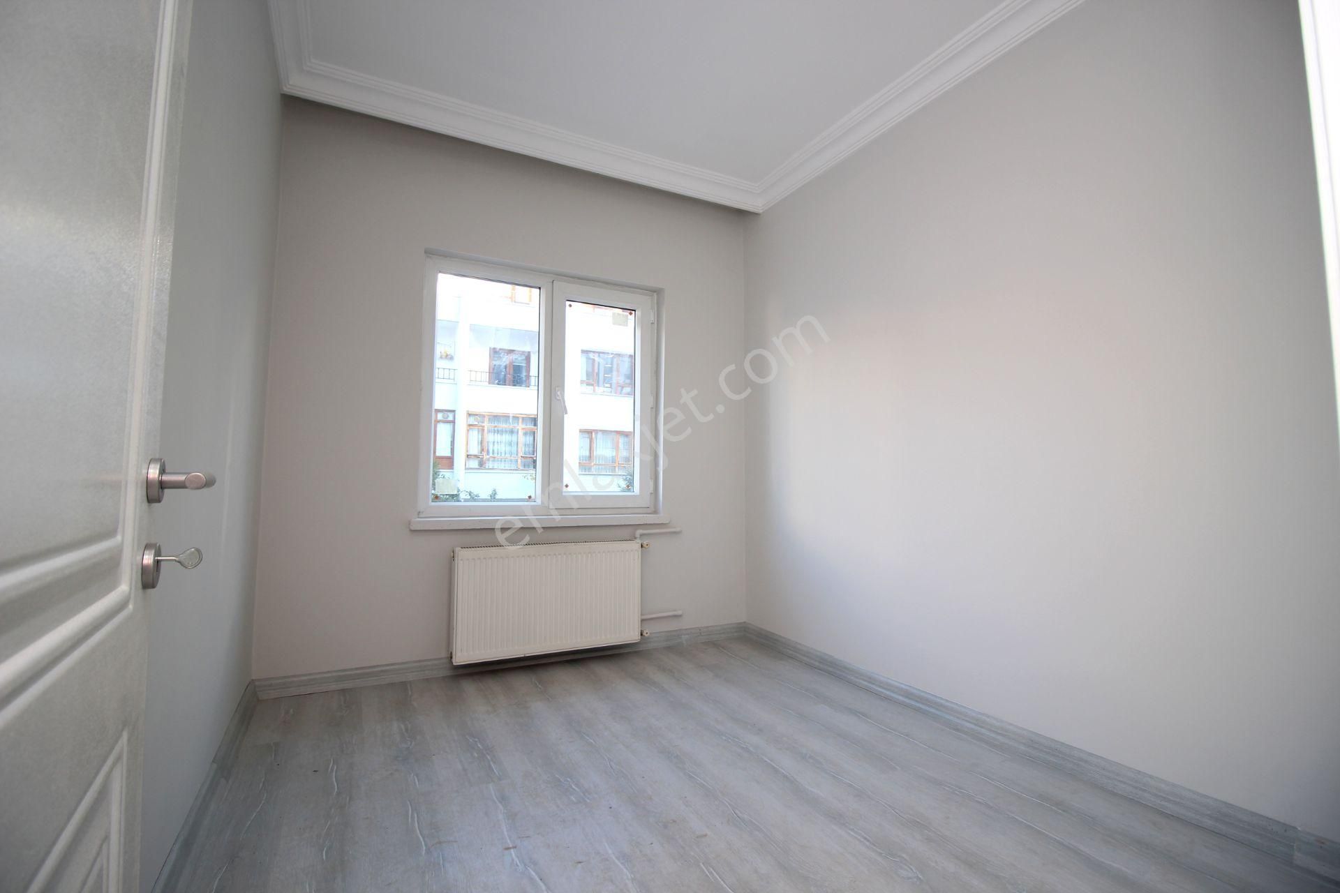 Emre Emlak'tan Piyade'de Arakat Ön Cephe Full Yapılı Satılık 3+1 Daire - Görsel 12