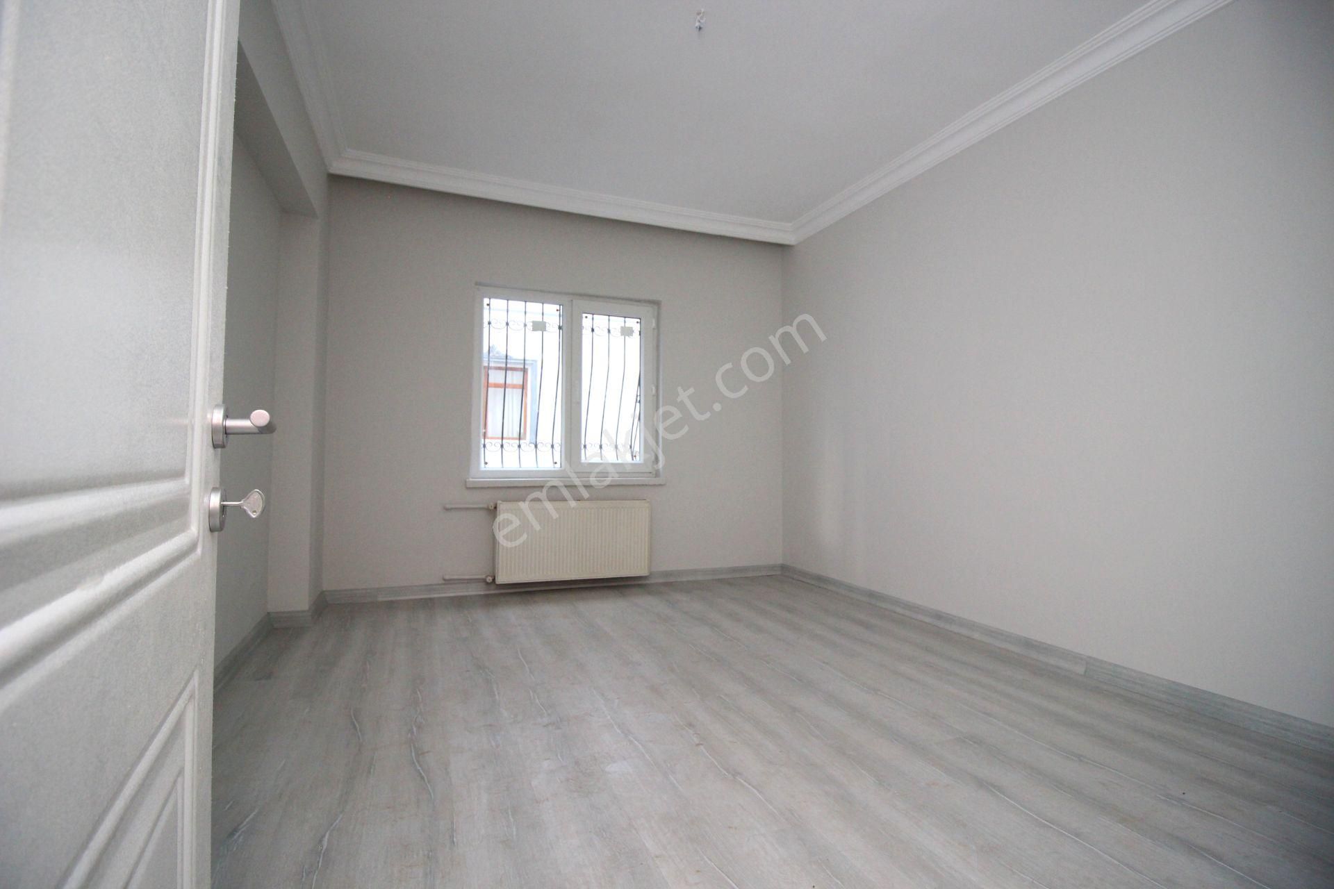 Emre Emlak'tan Piyade'de Arakat Ön Cephe Full Yapılı Satılık 3+1 Daire - Görsel 17