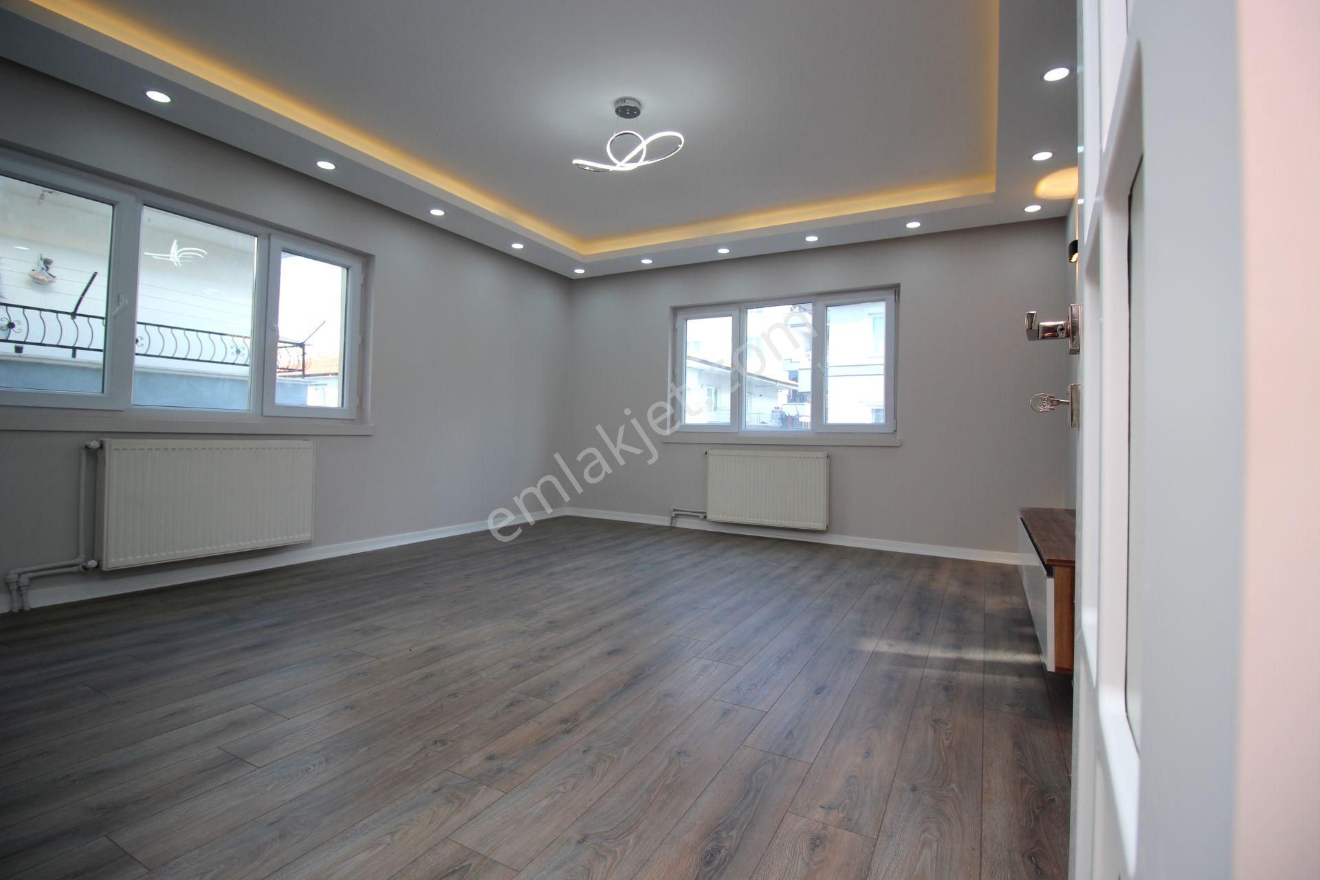 Emre Emlaktan Süvari'de Arakat Oturuma Hazır Full Yapılı 3+1 **boş** Satılık Daire - Görsel 7