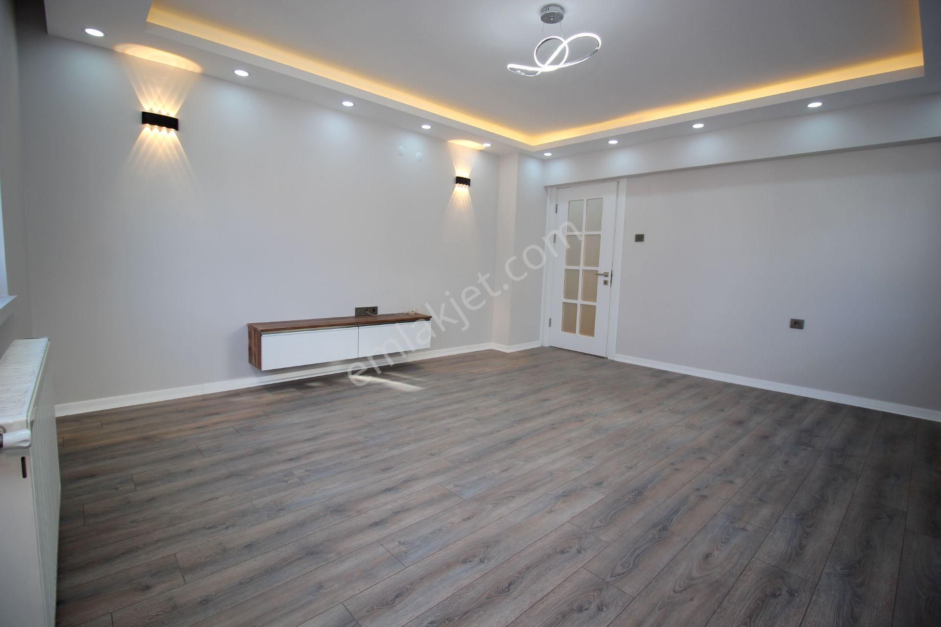 Emre Emlaktan Süvari'de Arakat Oturuma Hazır Full Yapılı 3+1 **boş** Satılık Daire - Görsel 10