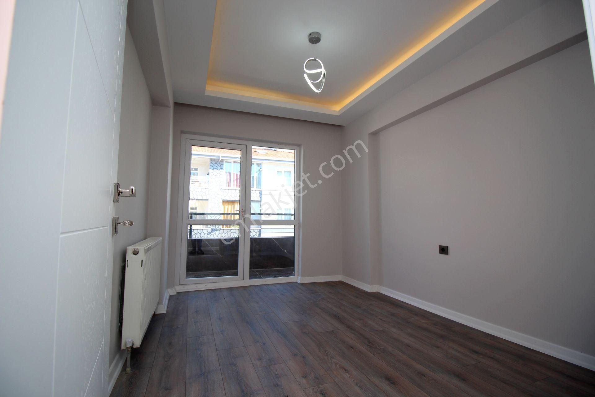 Emre Emlaktan Süvari'de Arakat Oturuma Hazır Full Yapılı 3+1 **boş** Satılık Daire - Görsel 13