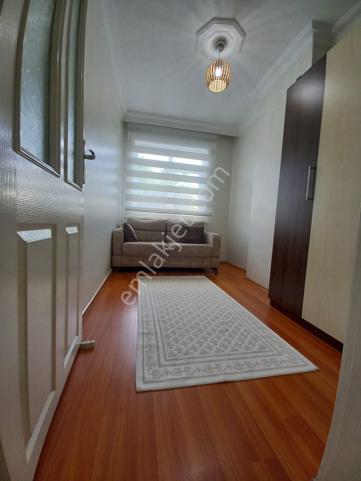 Bahçelievler Soğanlı Ticaret Lisesi Yakını 16 Yıllık 3+1 125 M2 Ebeveyn Banyolu 1.kat Satılık Daire - Görsel 12