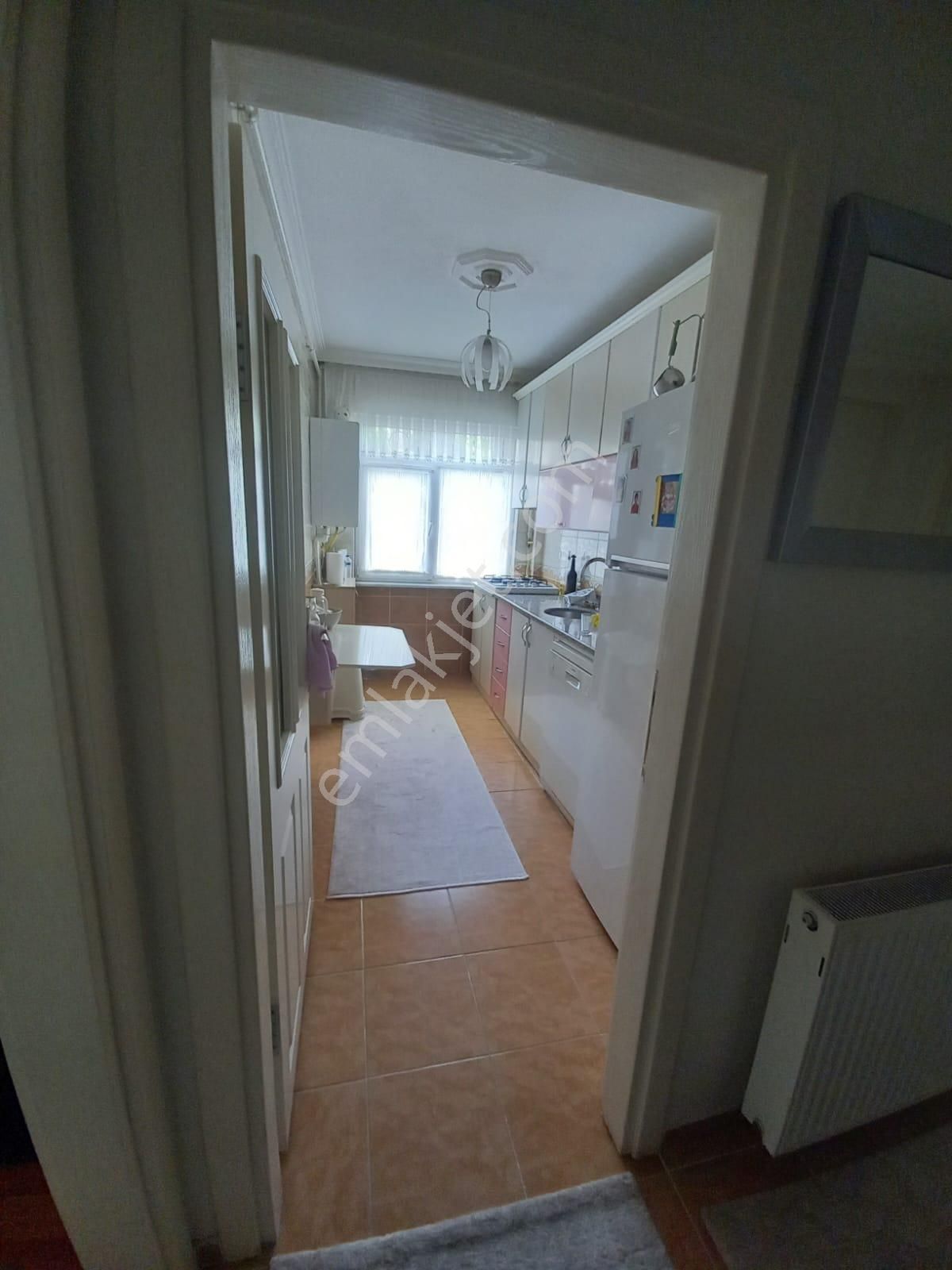 Bahçelievler Soğanlı Ticaret Lisesi Yakını 16 Yıllık 3+1 125 M2 Ebeveyn Banyolu 1.kat Satılık Daire - Görsel 15