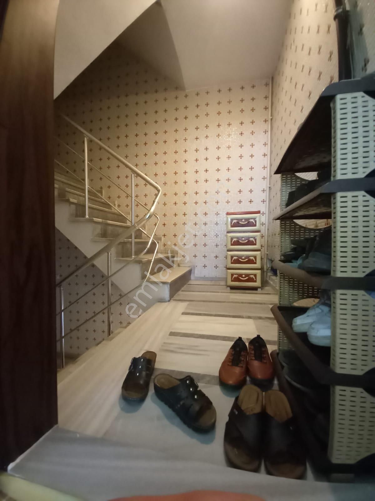 Bahçelievler Soğanlı Ticaret Lisesi Yakını 16 Yıllık 3+1 125 M2 Ebeveyn Banyolu 1.kat Satılık Daire - Görsel 24